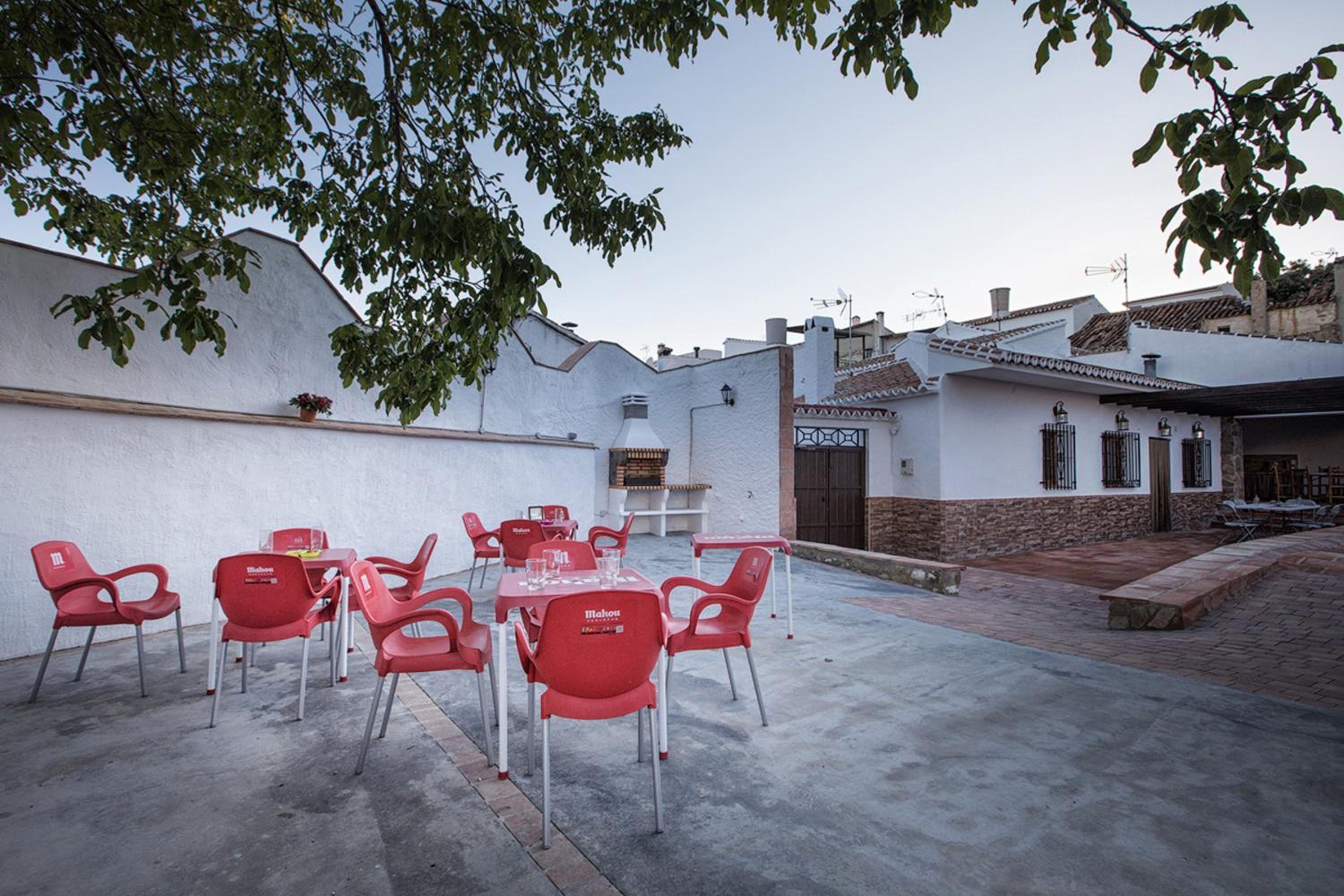 Charming Villa in Mondrón with Private Pool