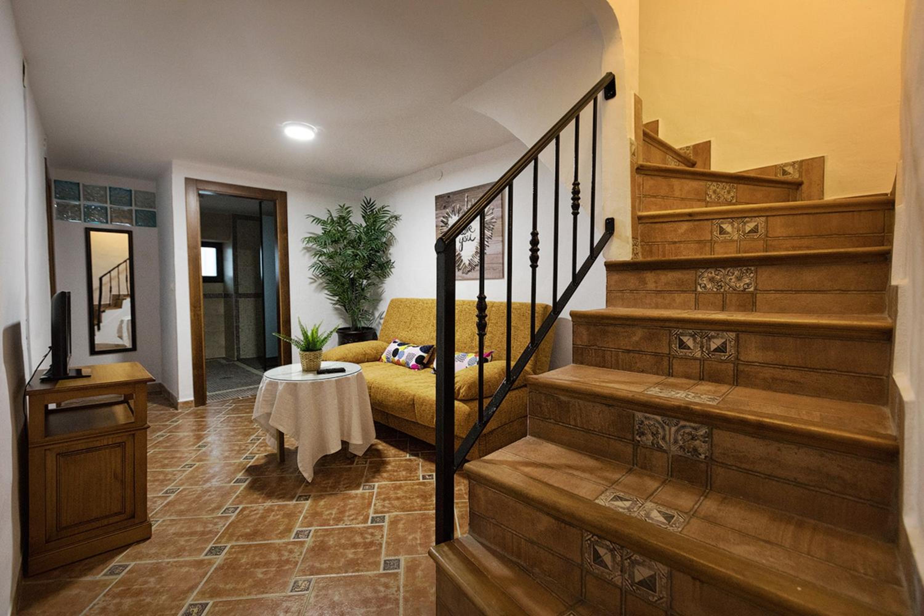 Charming Villa in Mondrón with Private Pool