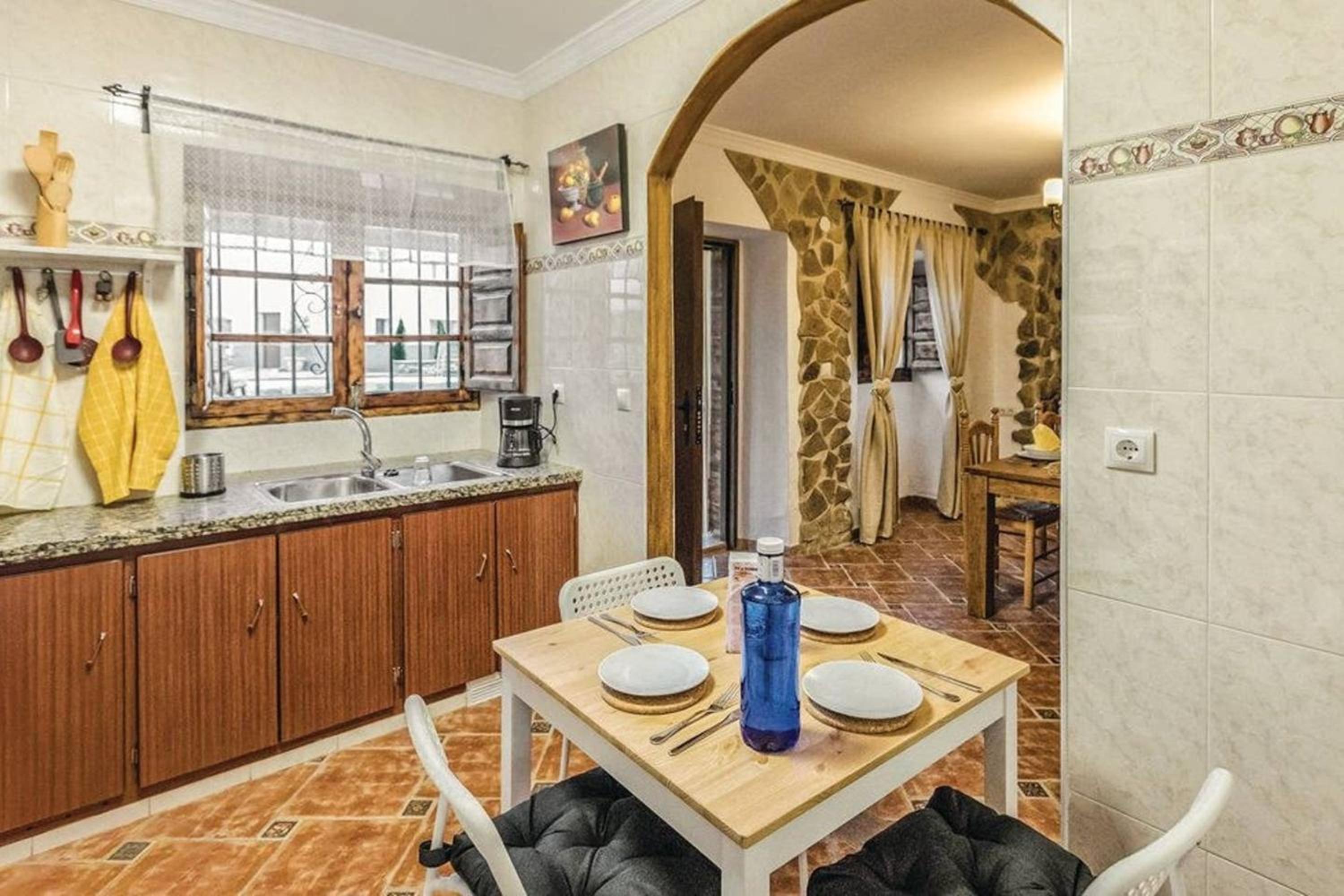 Charming Villa in Mondrón with Private Pool