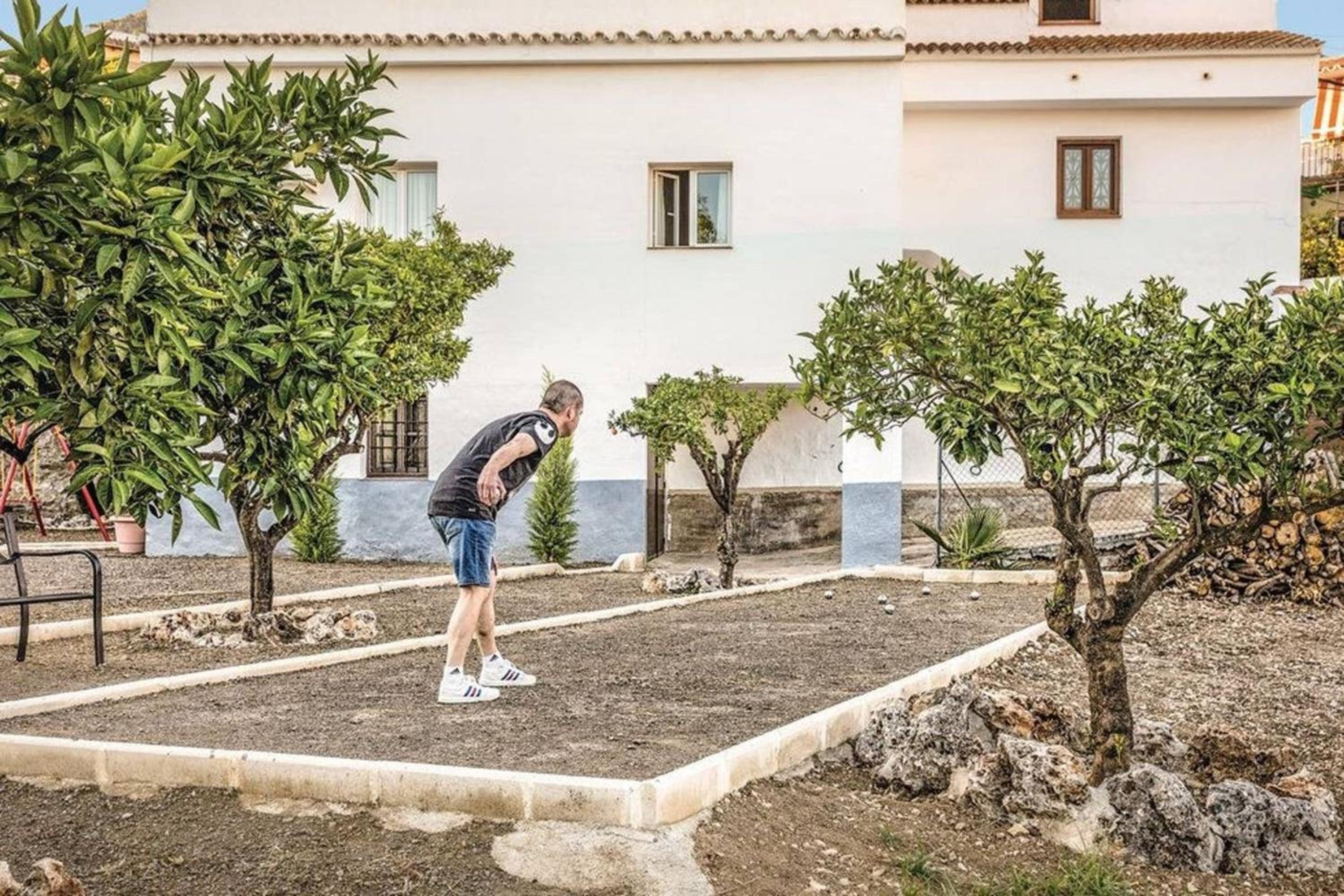Charming Villa in Mondrón with Private Pool