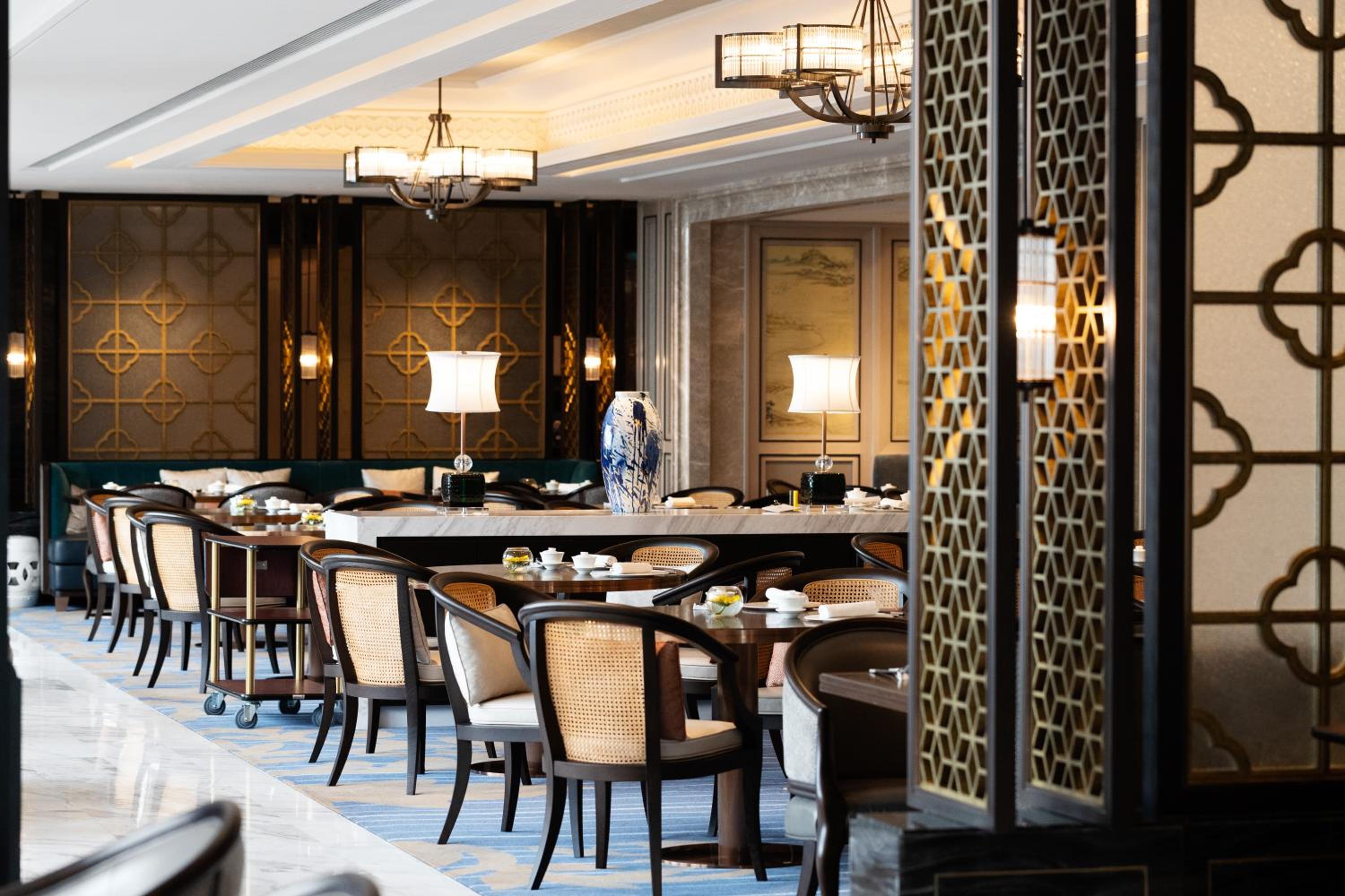 Sheraton Hong Kong Tung Chung Hotel