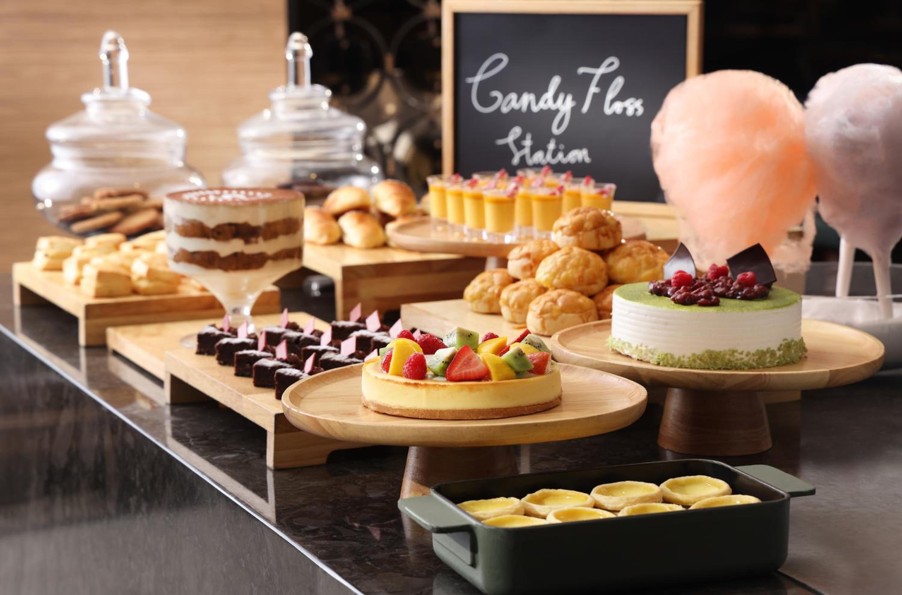 Sheraton Hong Kong Tung Chung Hotel