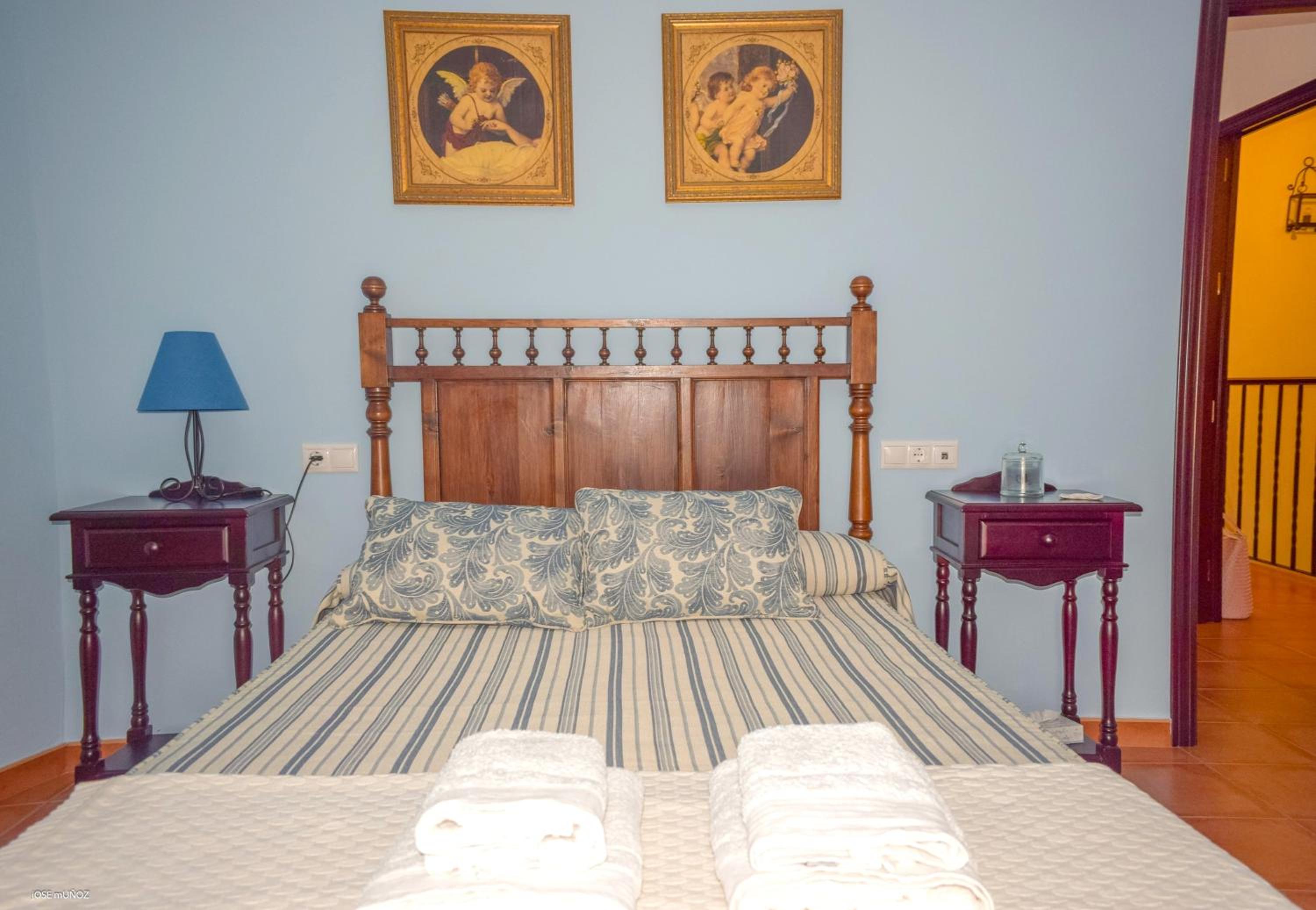 Charming house in the heart of Penaflor Seville with balcony