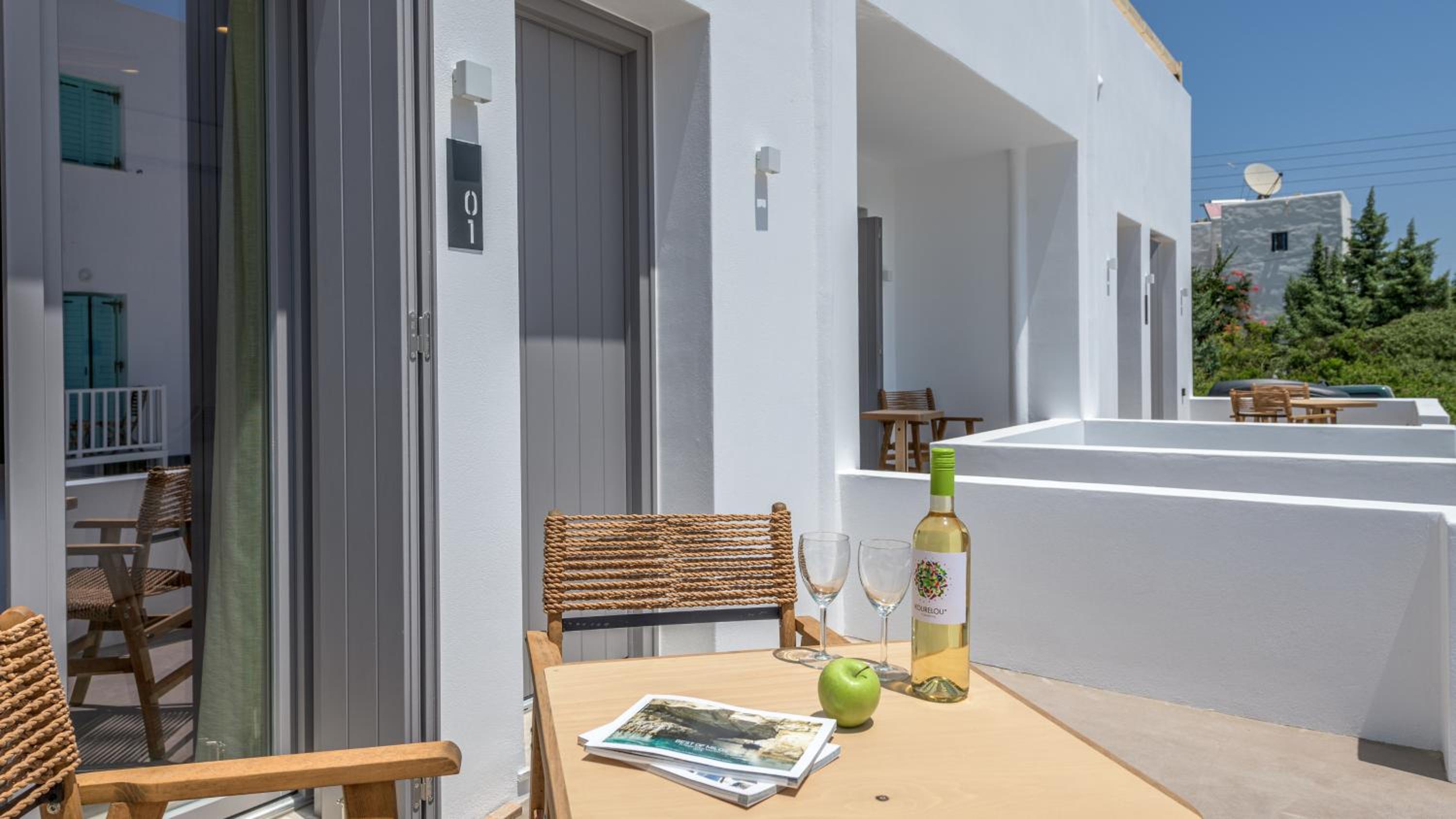 Nove Milos Luxury by Estia