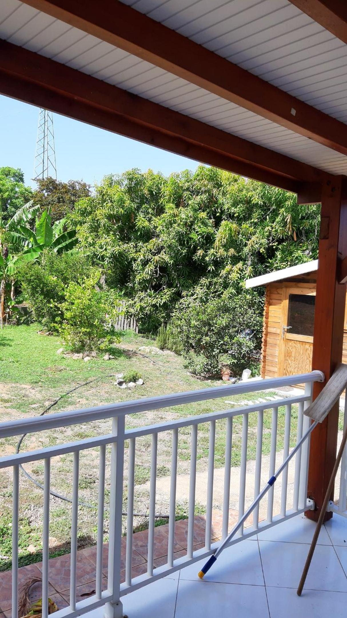 Maison de charme avec vue sur mer et montagne à Vieux-Habitants view 3