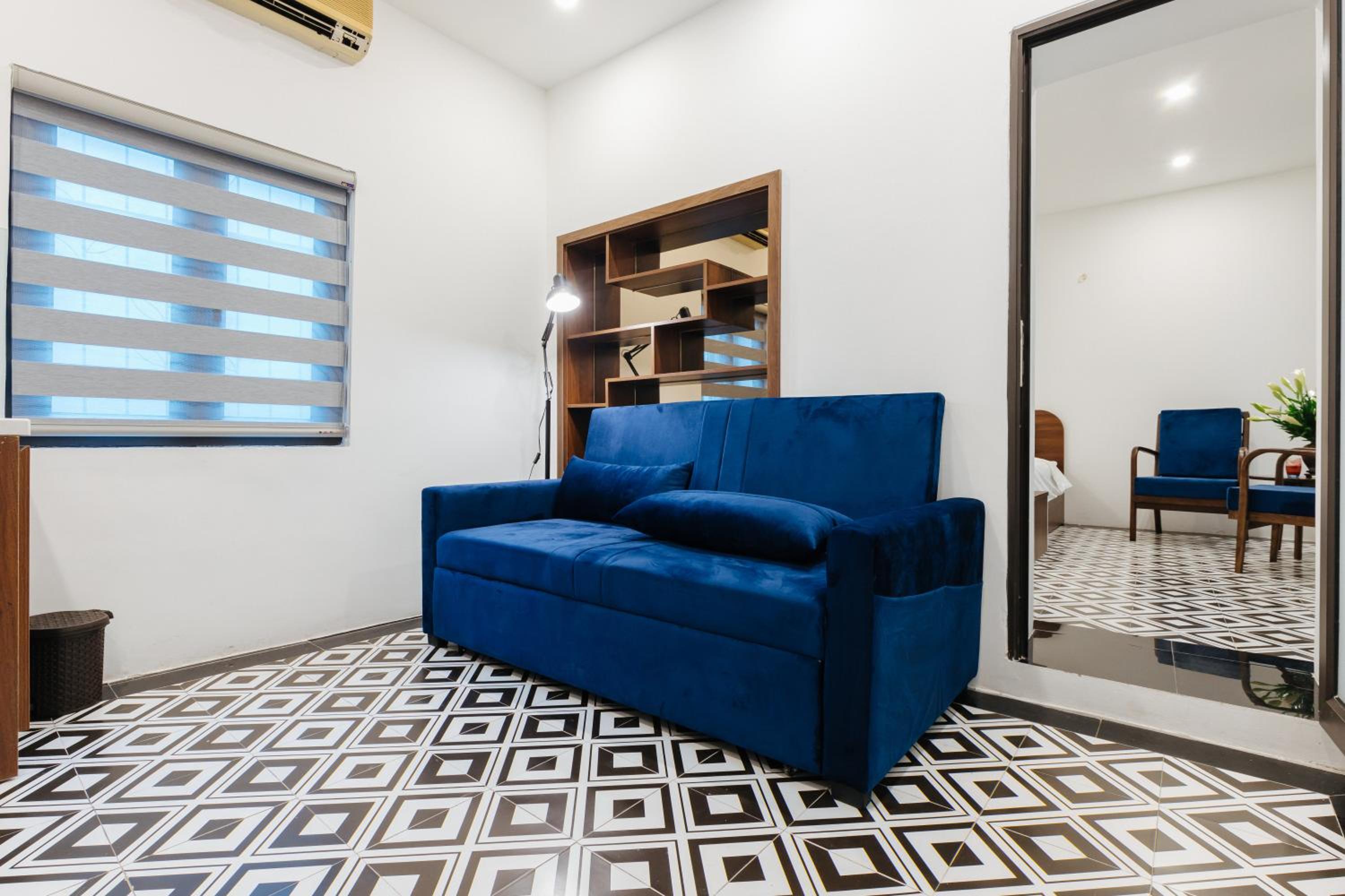 2BR, Big Balcony Historic View, Super Location