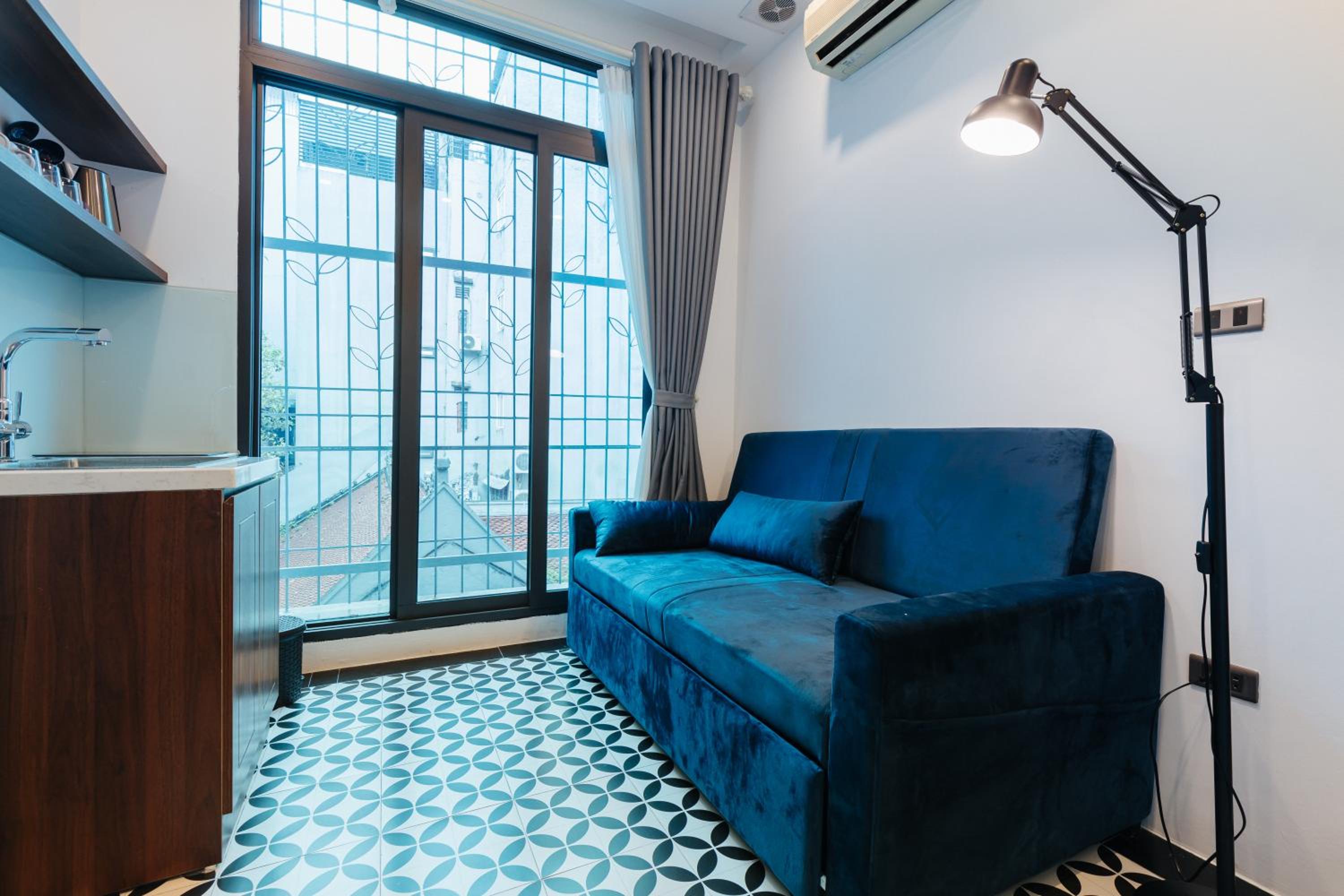 2BR, Big Balcony Historic View, Super Location