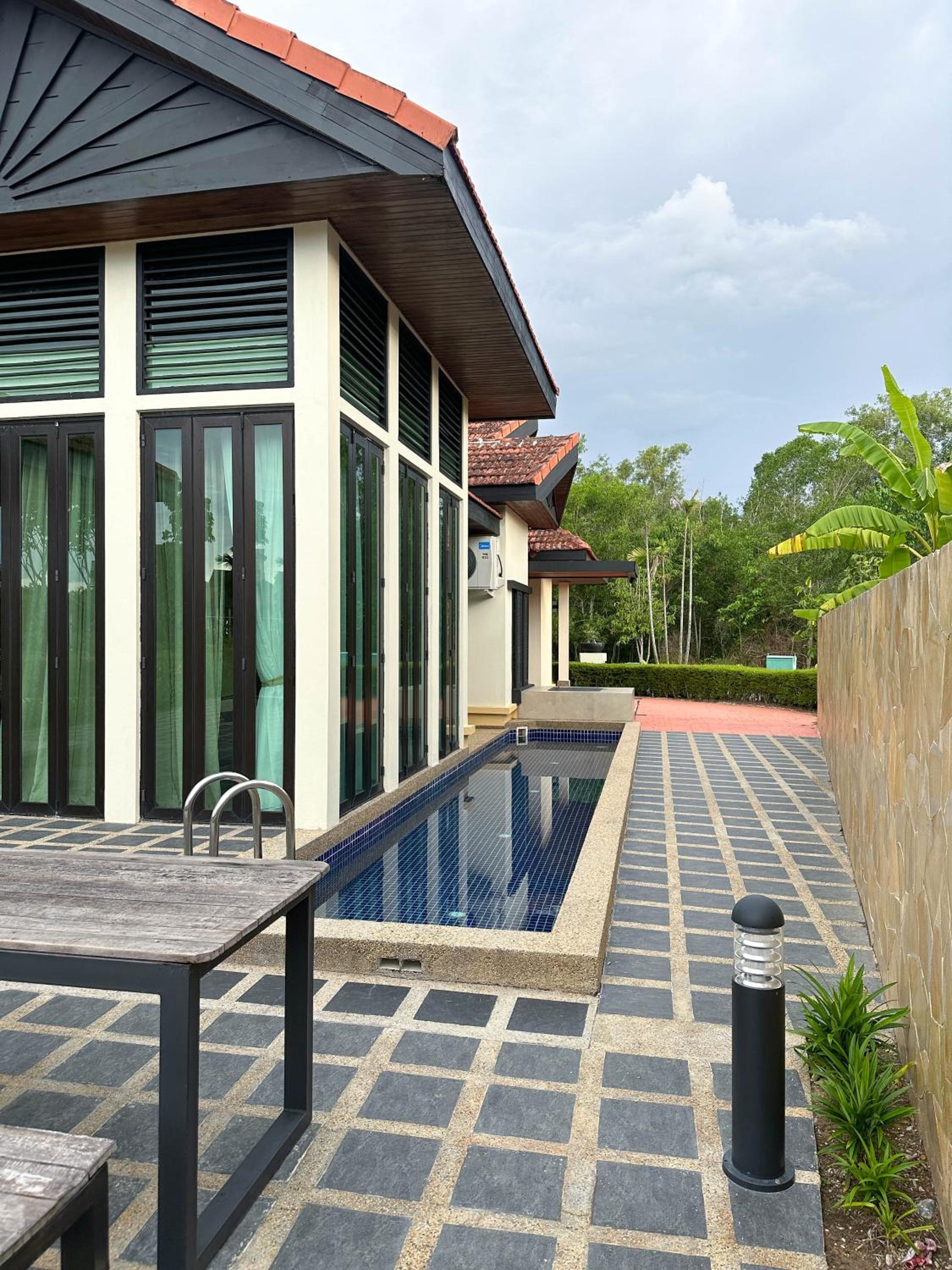 Bonheur at Karambunai