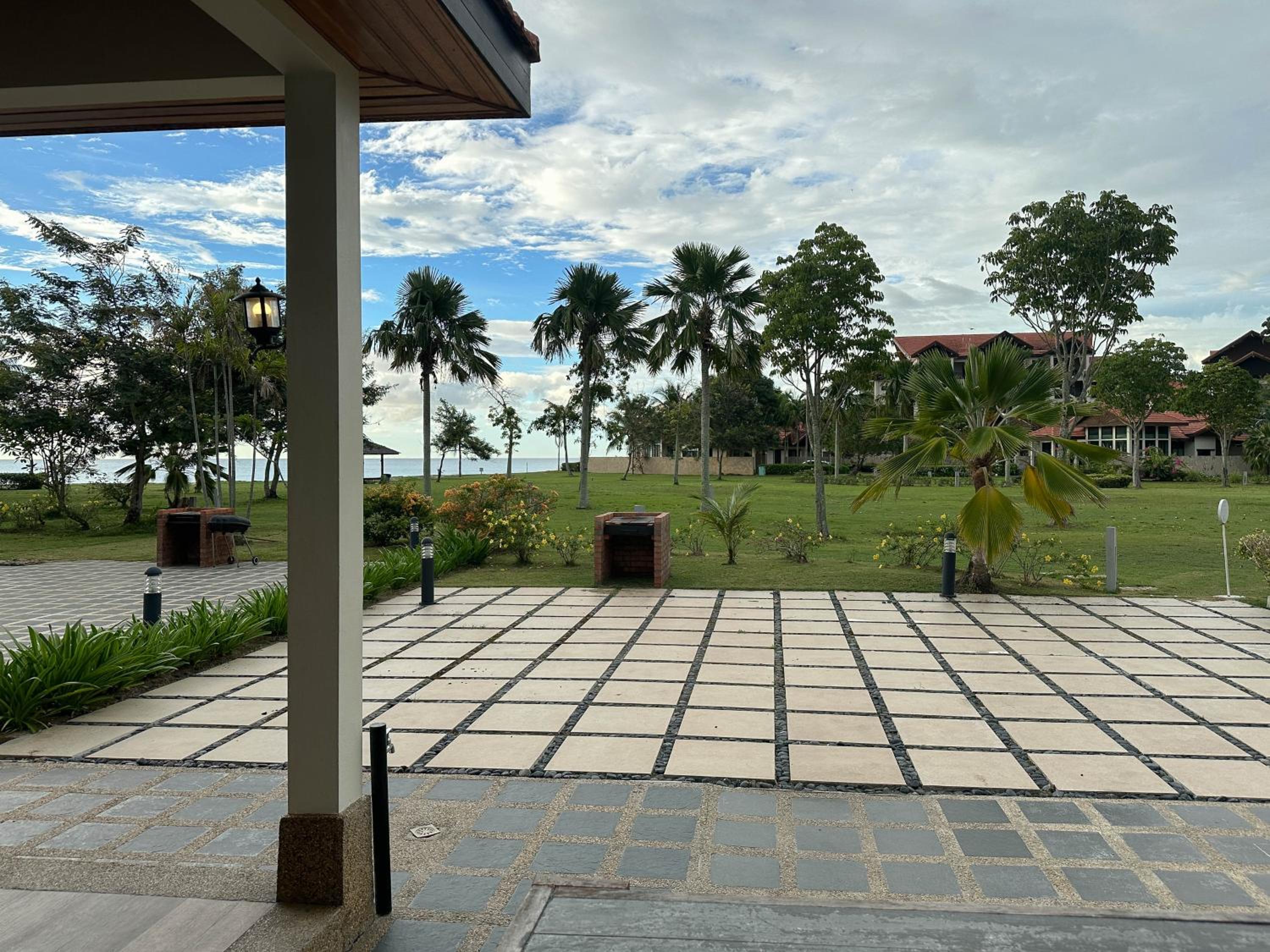 Bonheur at Karambunai