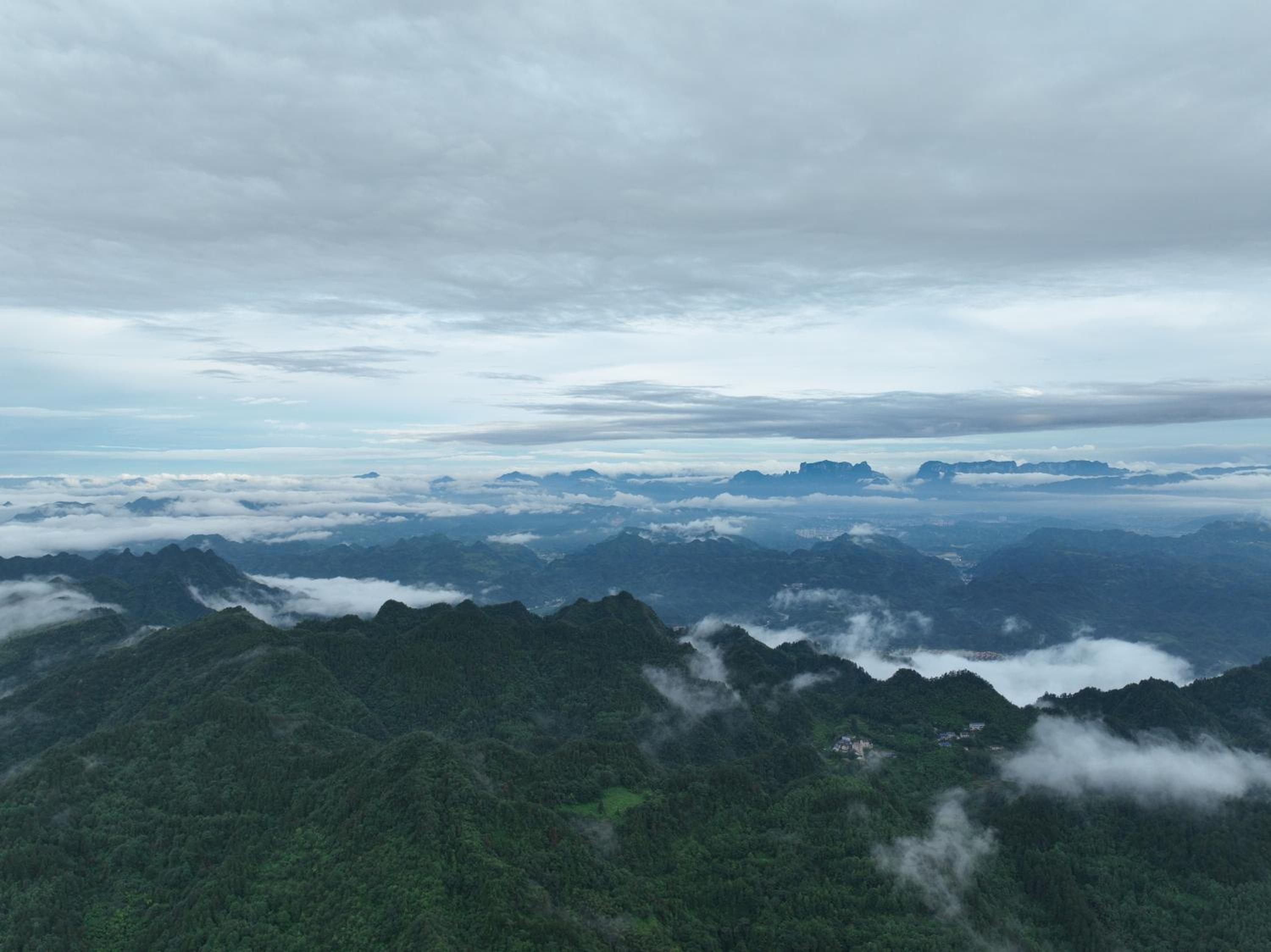 Serenity Valley - Zhangjiajie National Forest Park