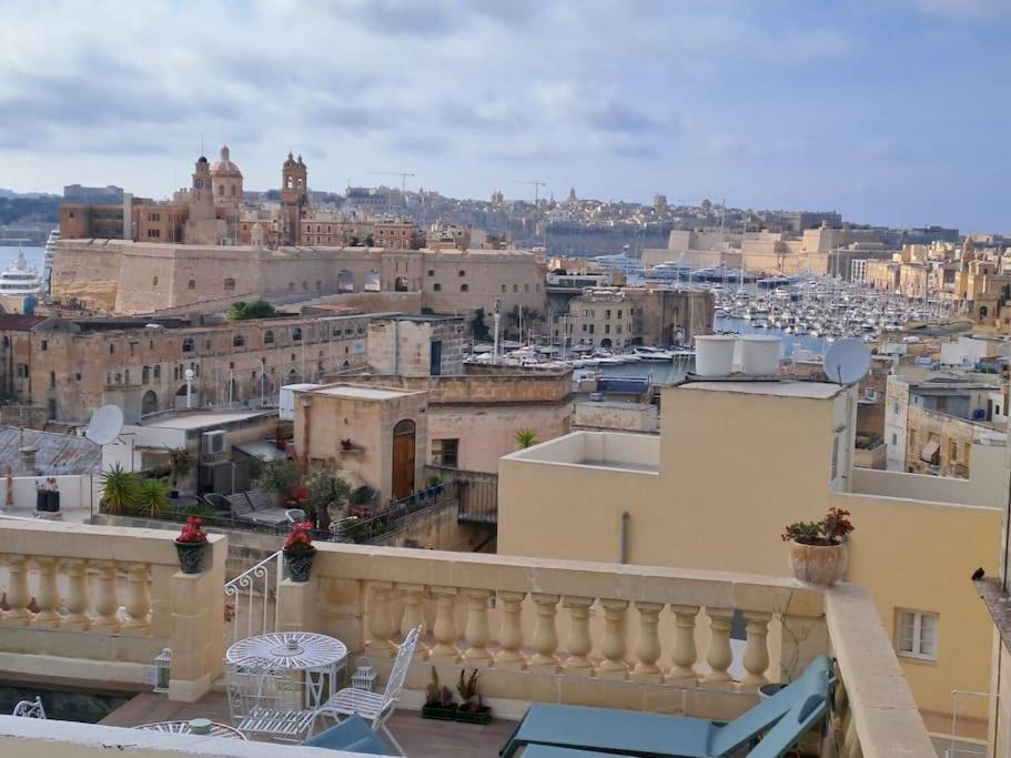 No18 Cospicua view 2