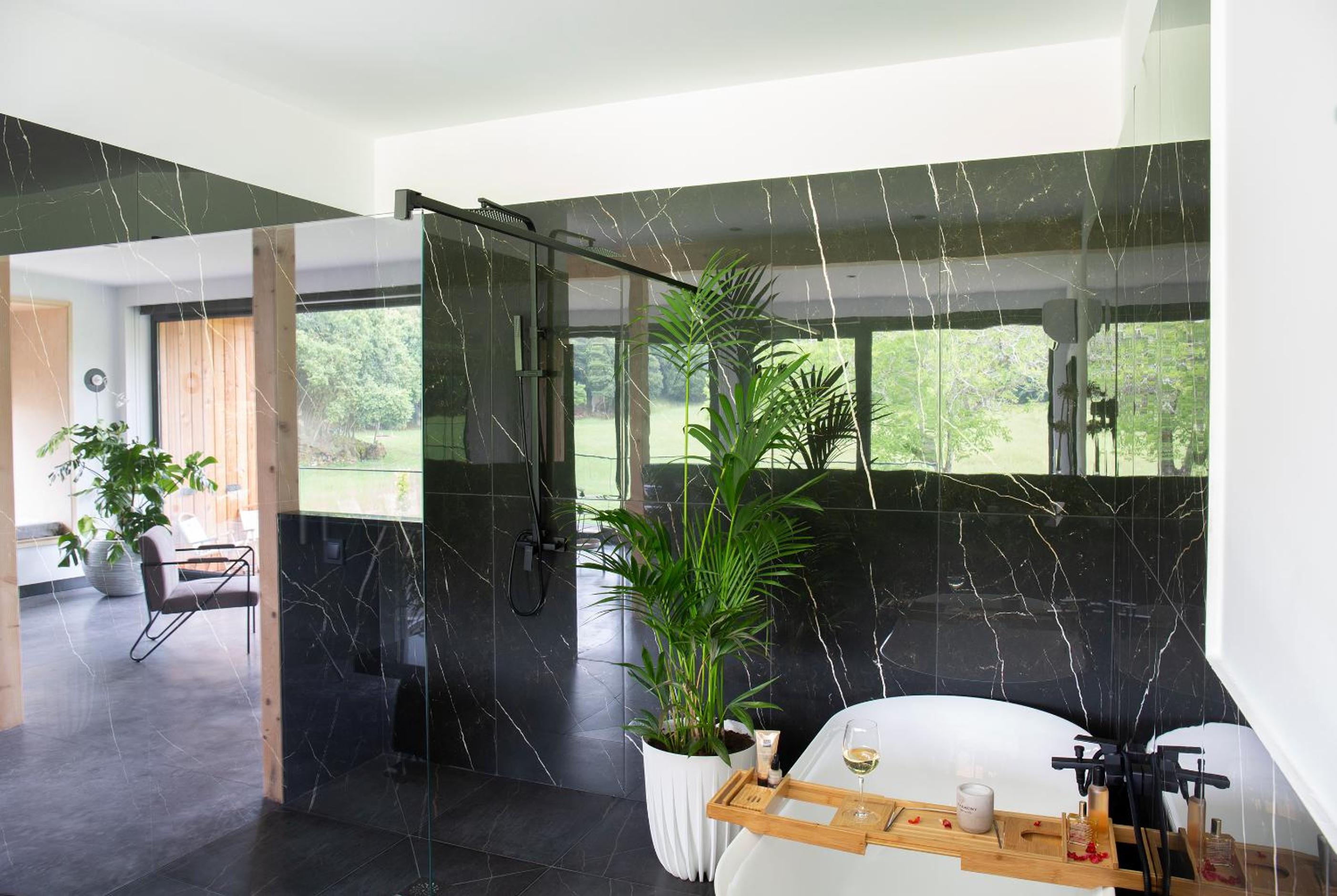 VIBE LUXURY CABINS