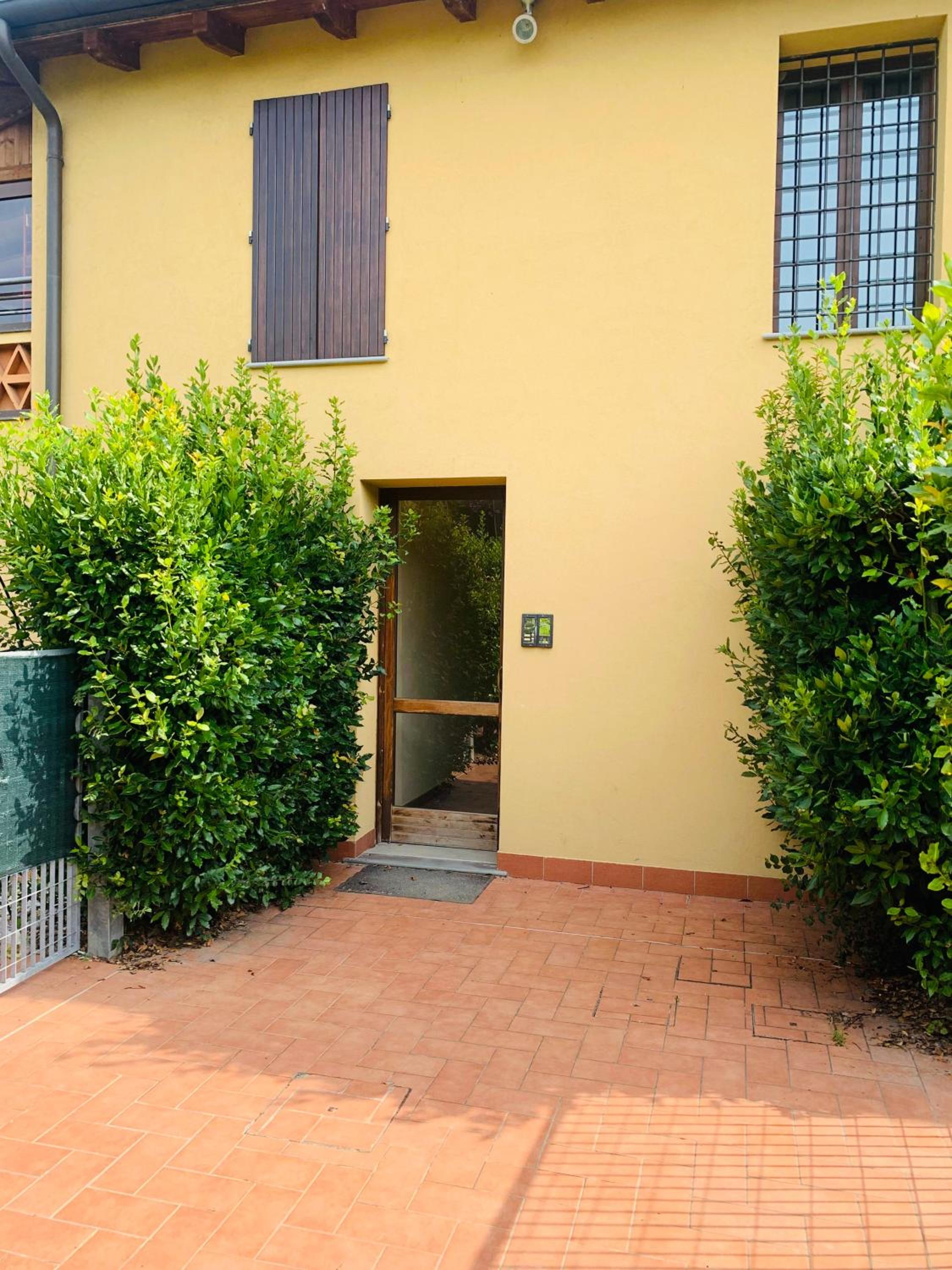 Appartamento tra verde e città view 3