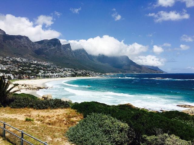Stunning Sea View Apartment - Camps Bay