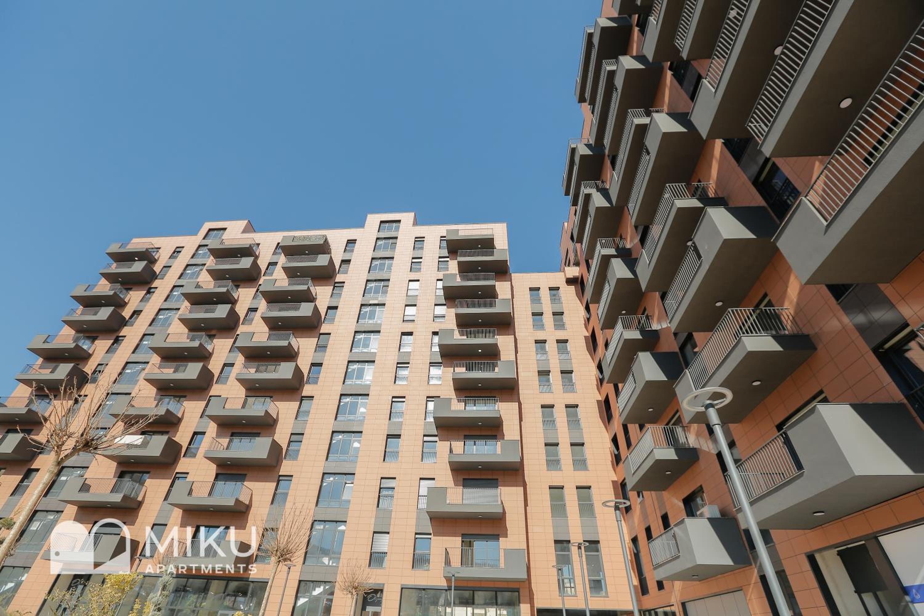Miku Apartment - Lovely 1 Bedroom Spectacular View