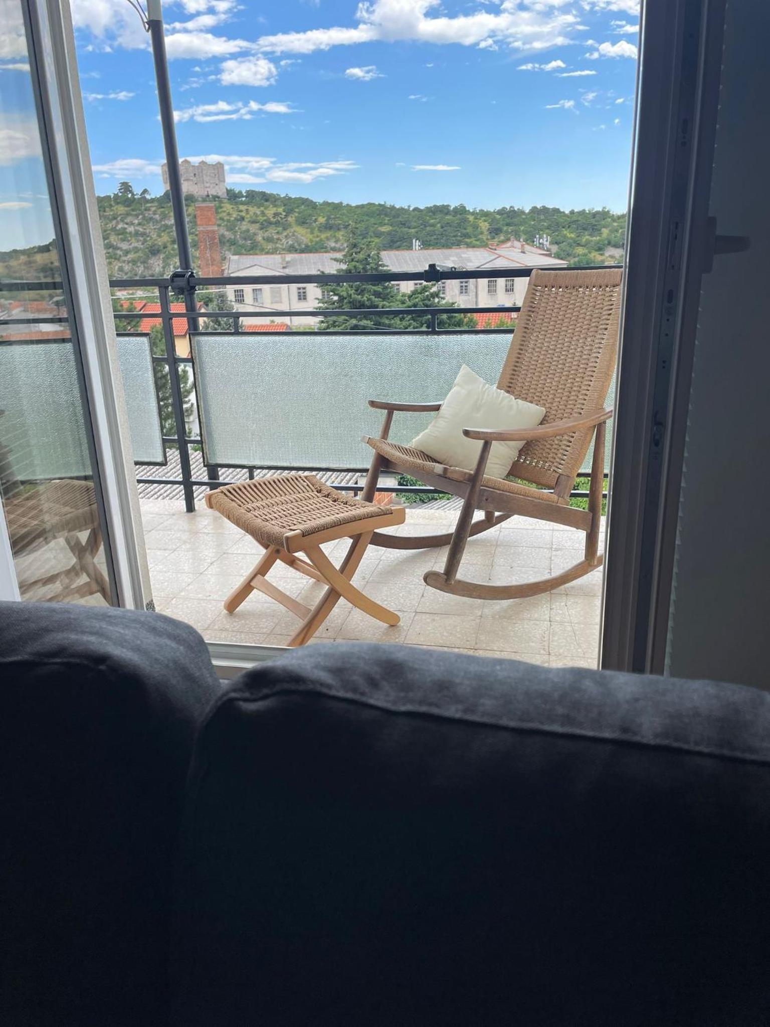 Apartment " So"