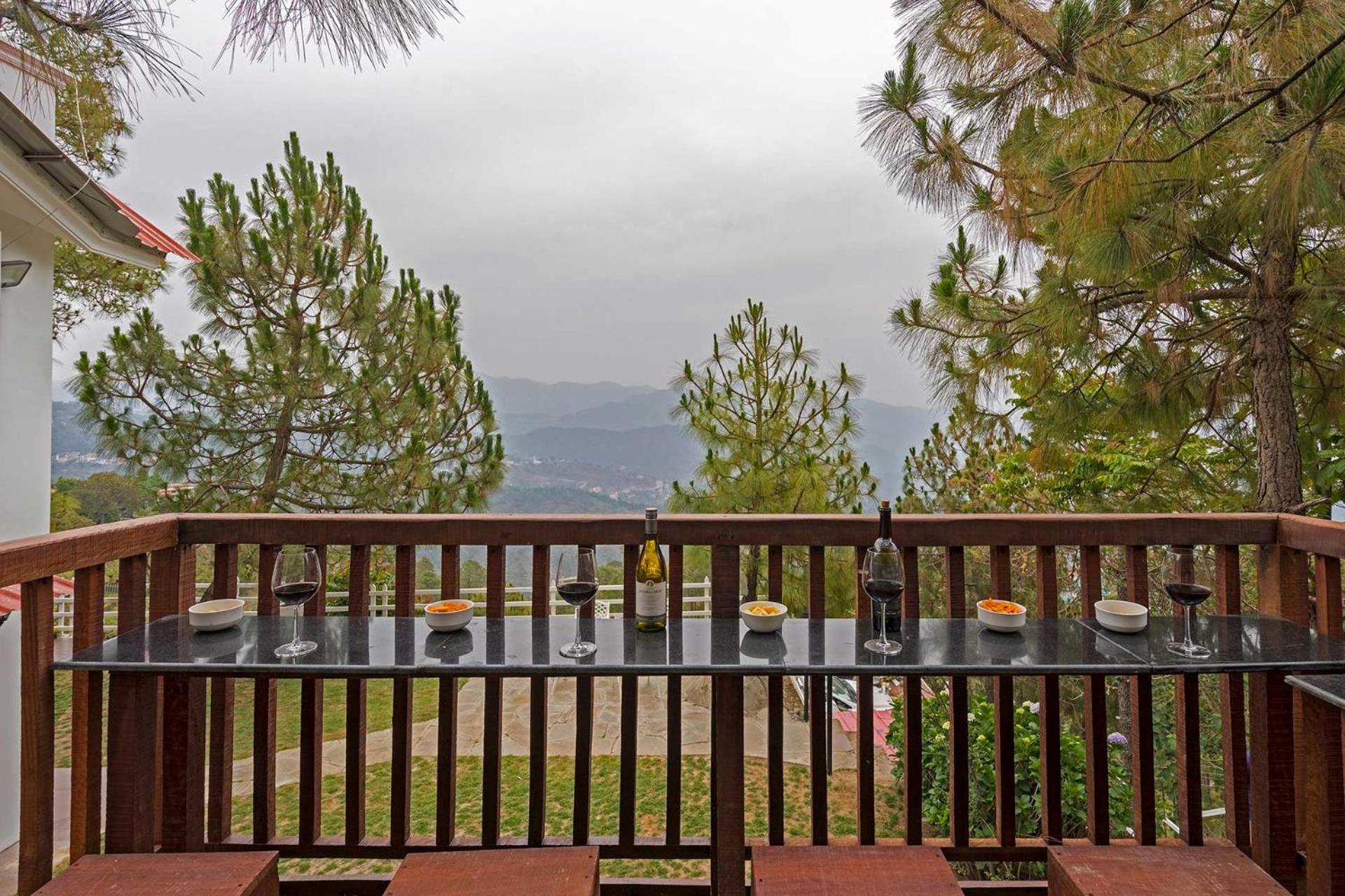 StayVista at Bellevue with Outdoor Jacuzzi view 3