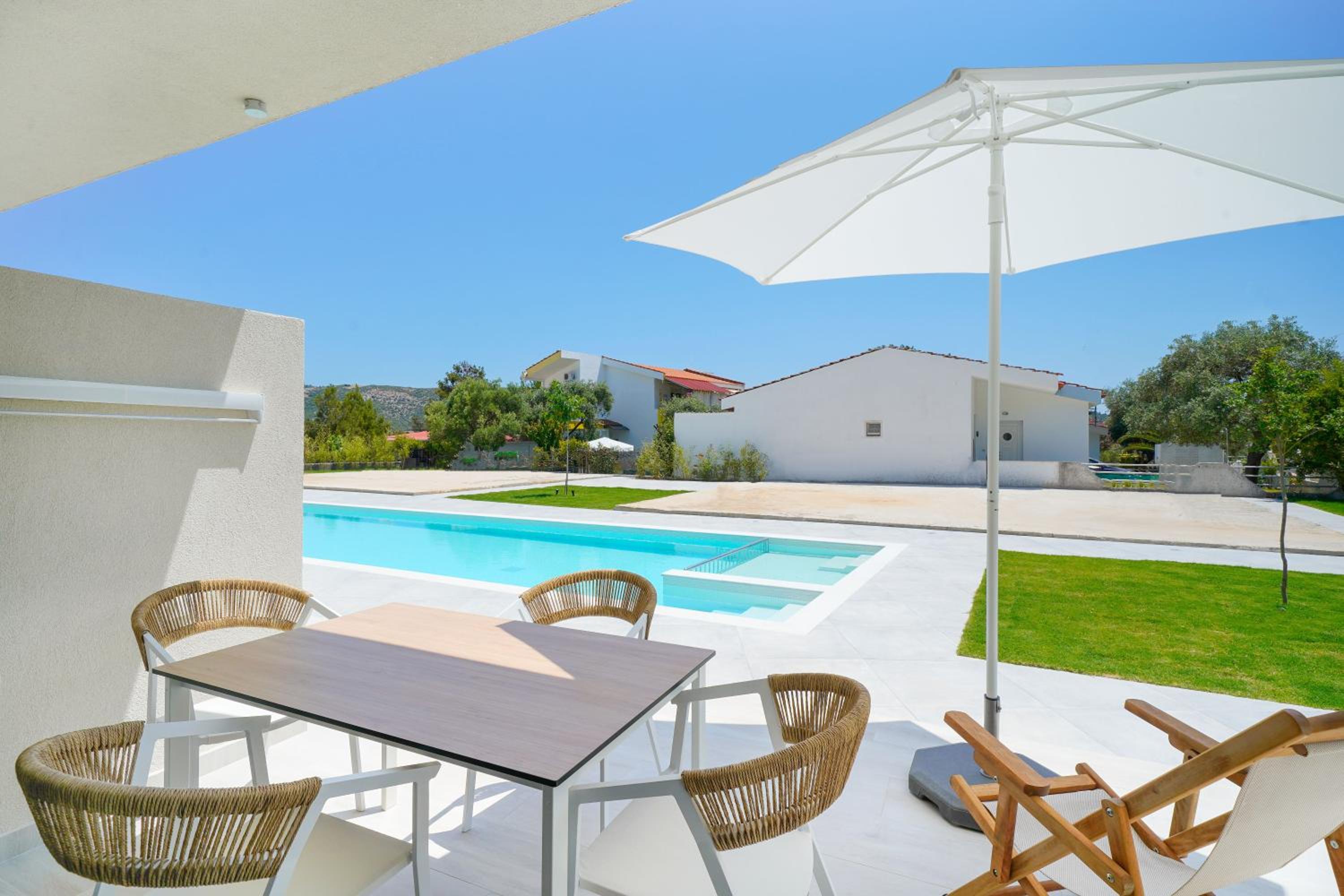 Filoxenia Luxury Apartments