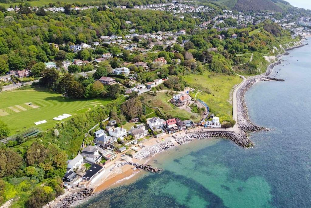 Tara, Spacious Family Home, Wonderful Sea Views view 4
