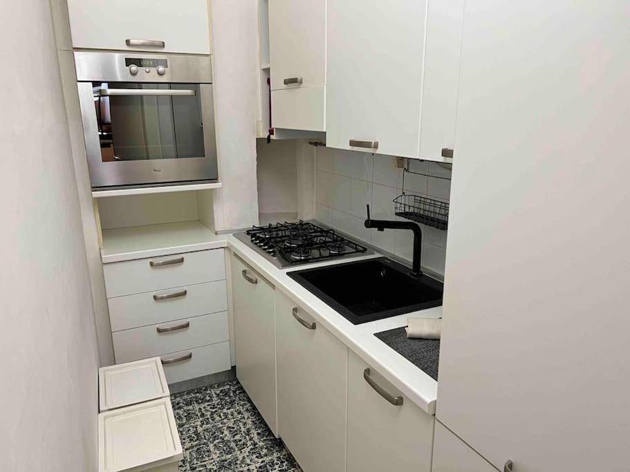 Ponte Vecchio cozy Oltrarno apartment