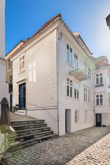 Bergen Vacations - Dinbnb Apartments I Luxury Feel 100m from Bryggen - Property Image 11