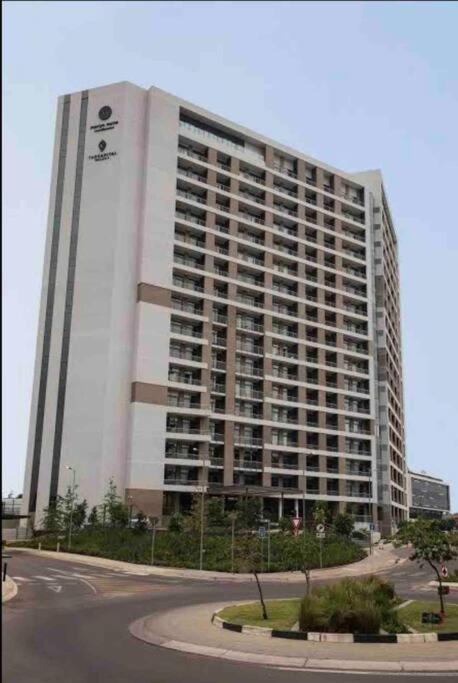 Entire Studio Apartment at The Capital Triology view 4
