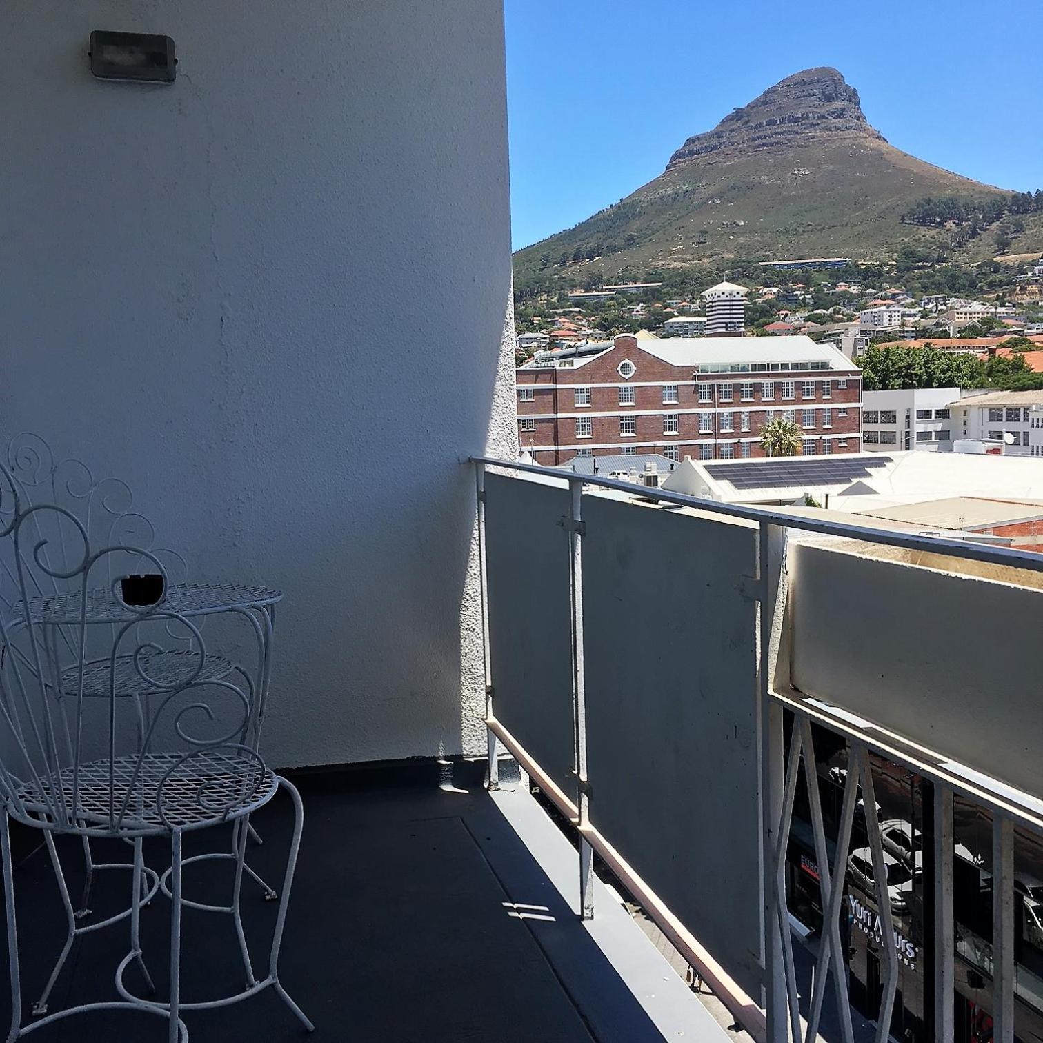Overbeek 1 Bedroom 702 Apartment on Kloof Street