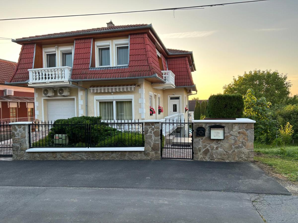 József Apartments House view 2