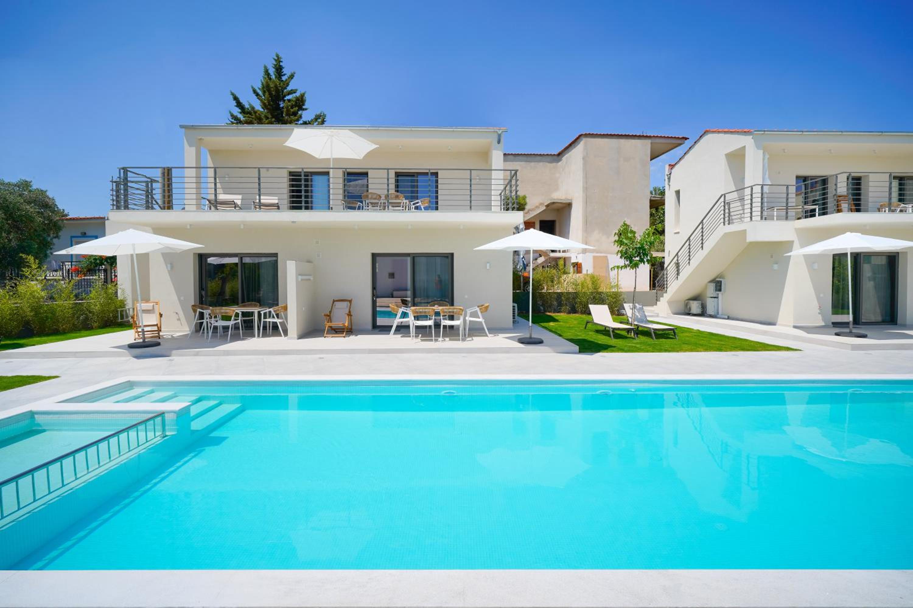 Filoxenia Luxury Apartments