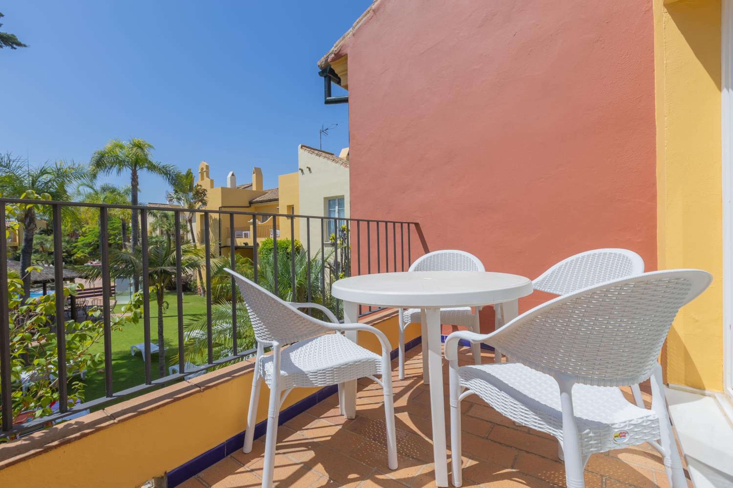 El Puerto de Santa Maria Vacations - Apartamentos Soho Boutique Vistahermosa - Property Image 50