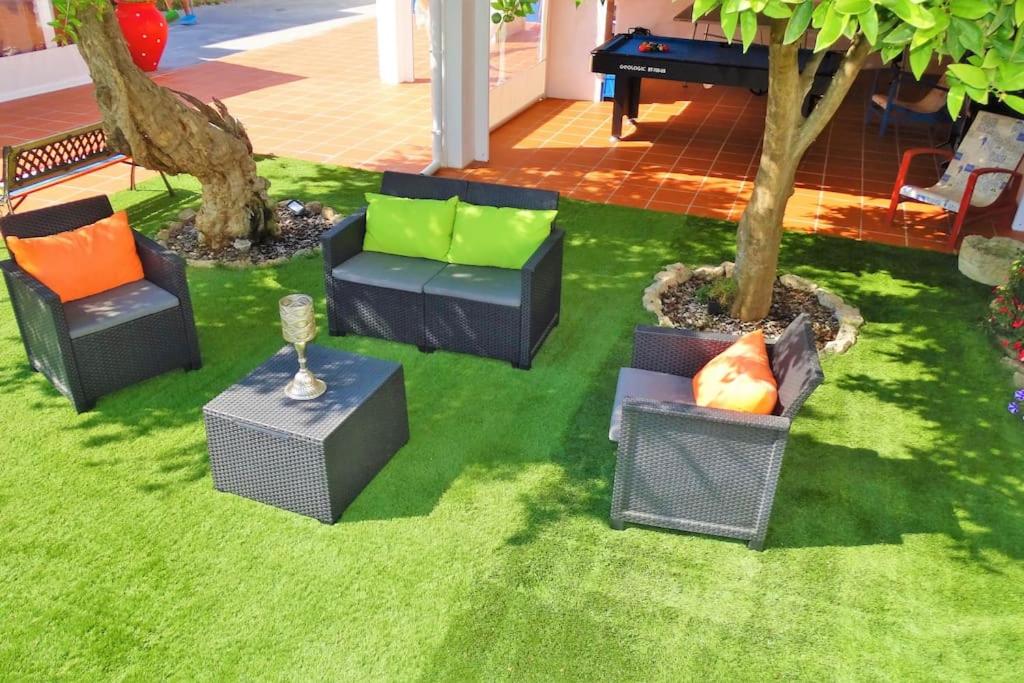 lounge