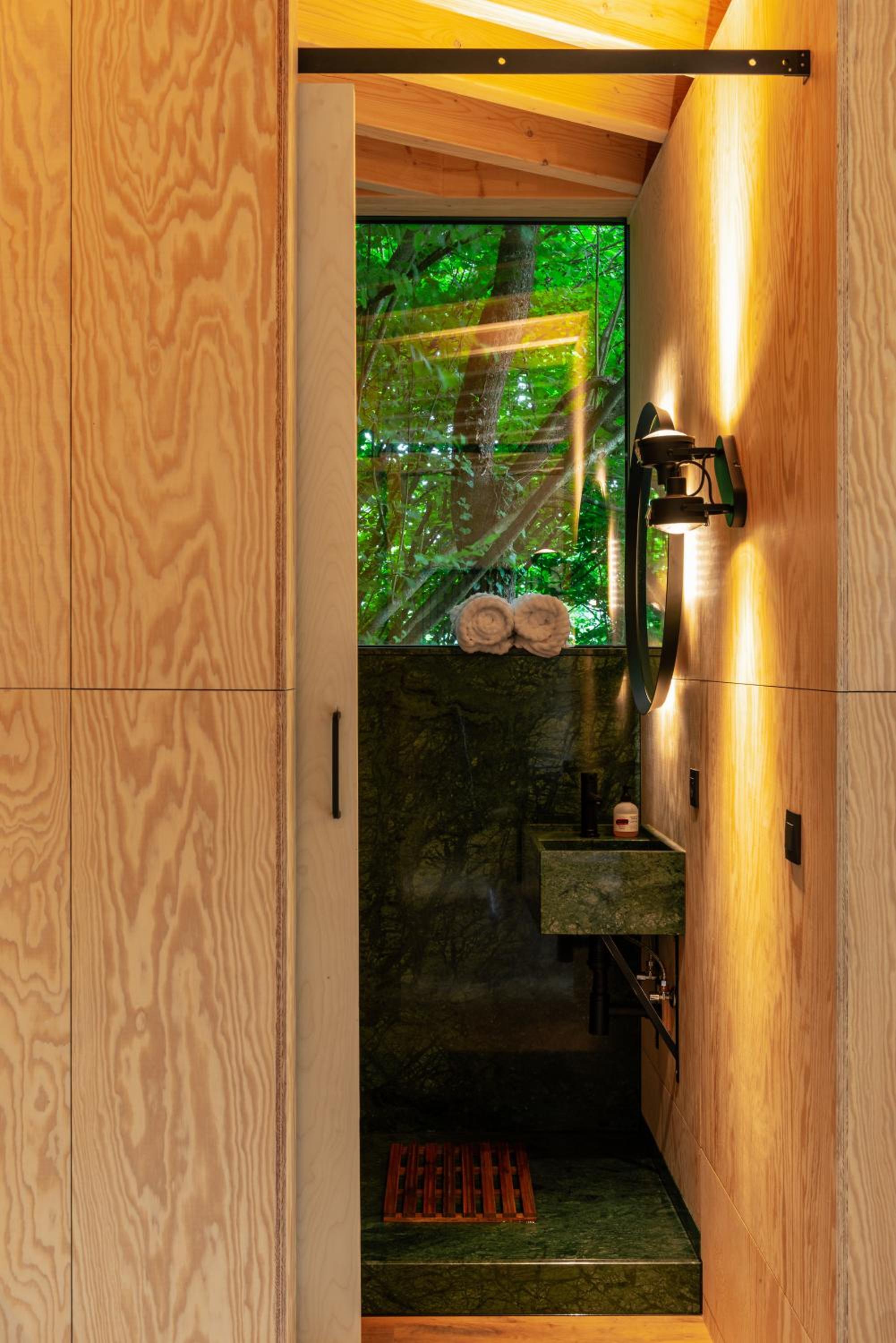 Hutstuf - The Fox & Private Outdoor Spa