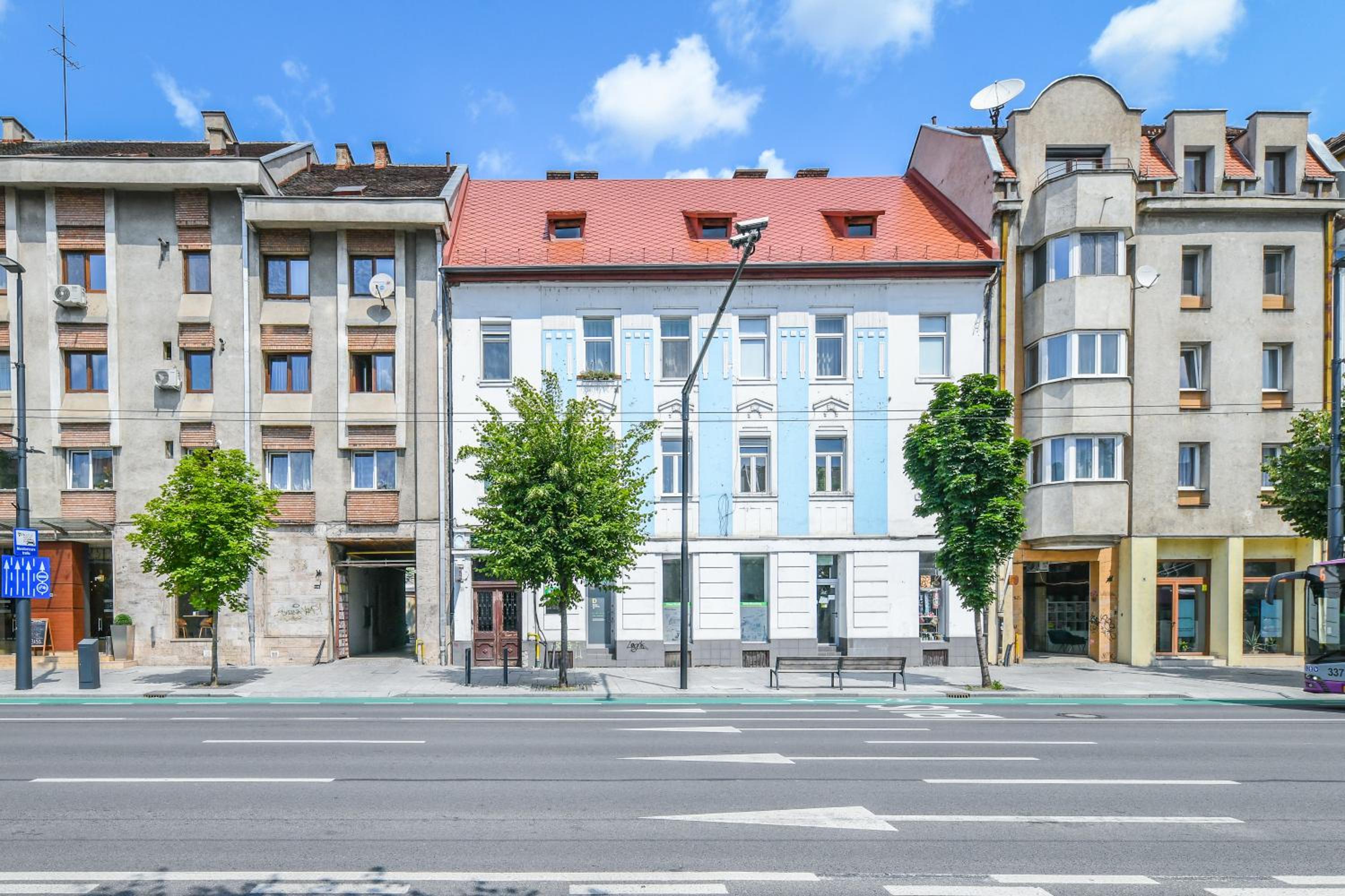 Hotel My Place Central - Image 1