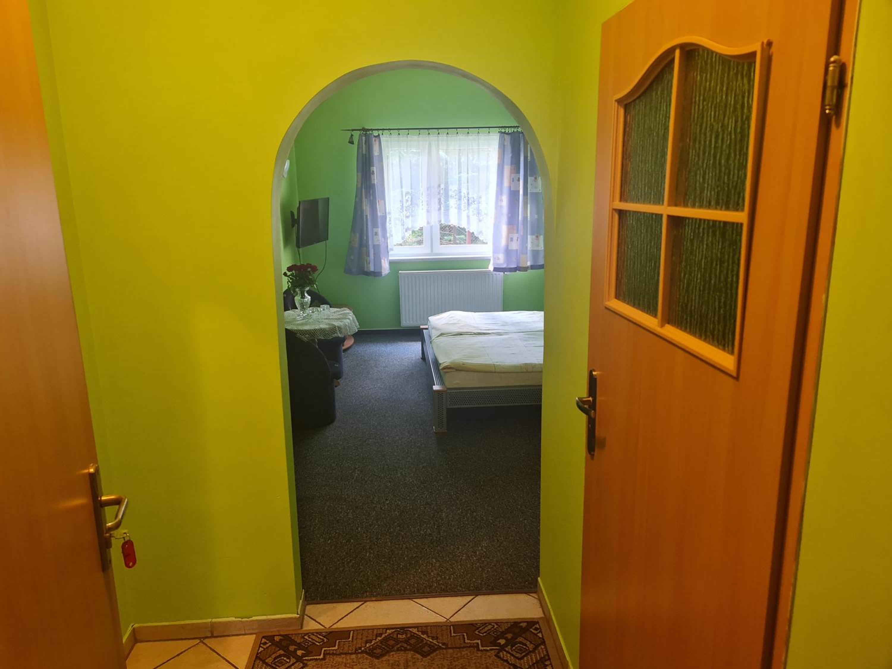 Photo 42