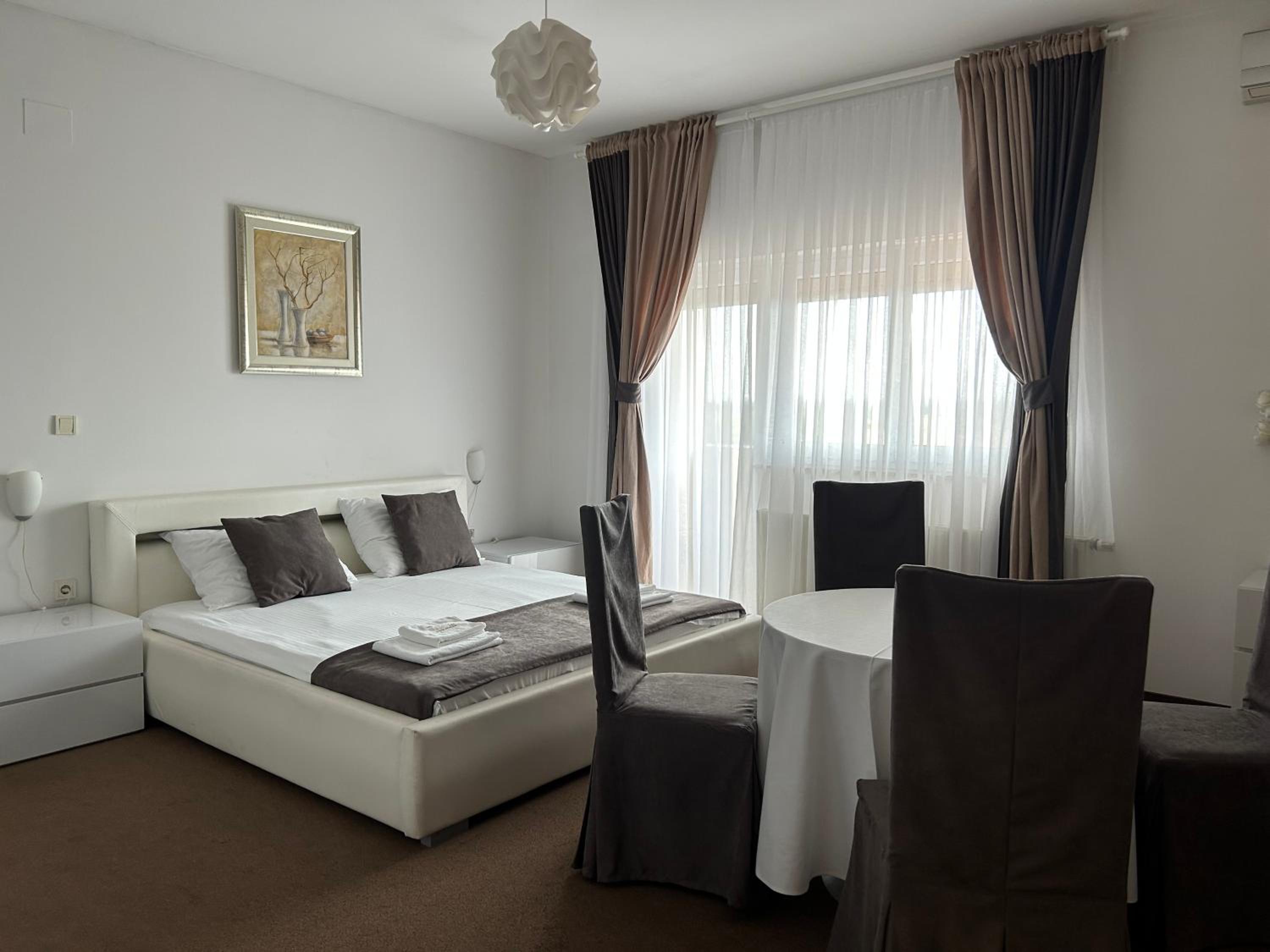 Rooms Laguna