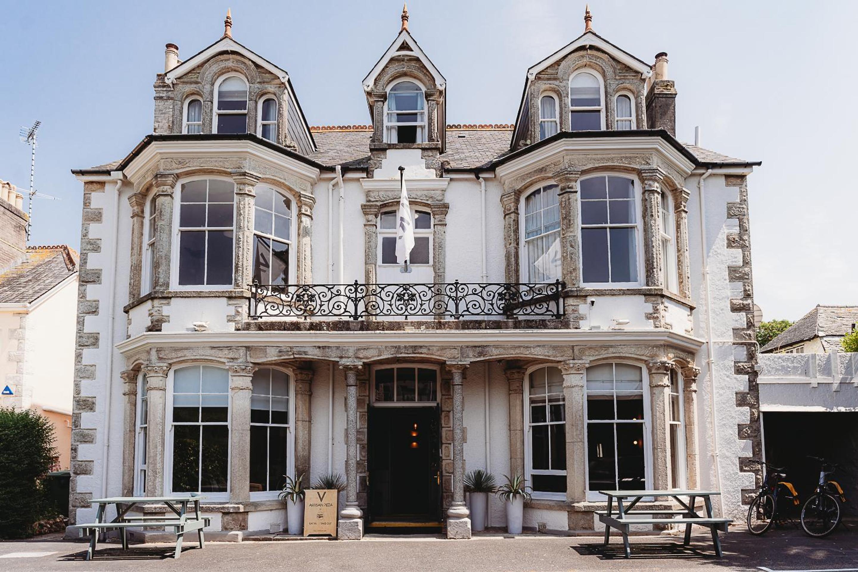 Truro Vacations - Hotel VARA - Property Image 11