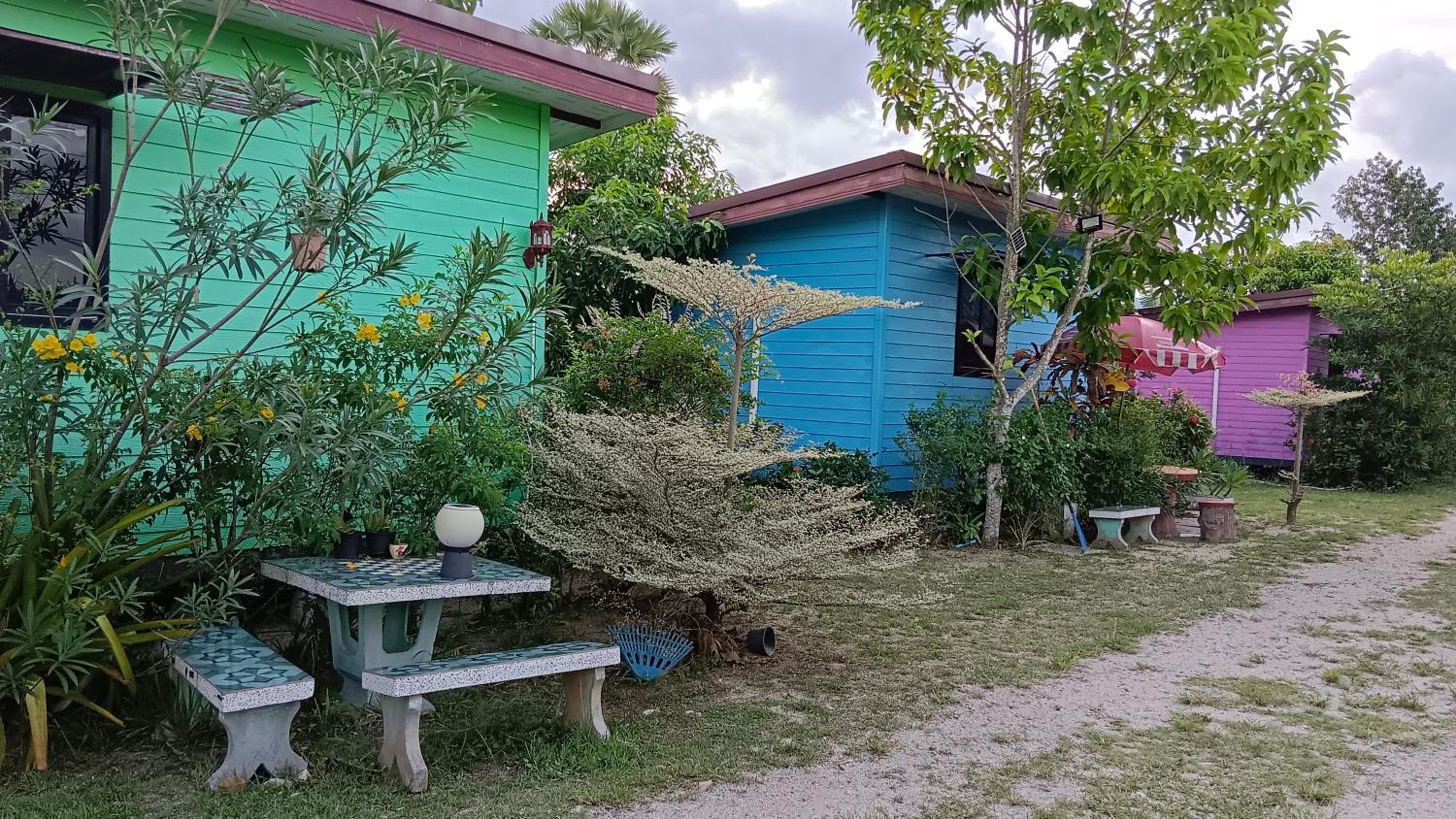 4 seasons mini house view 2