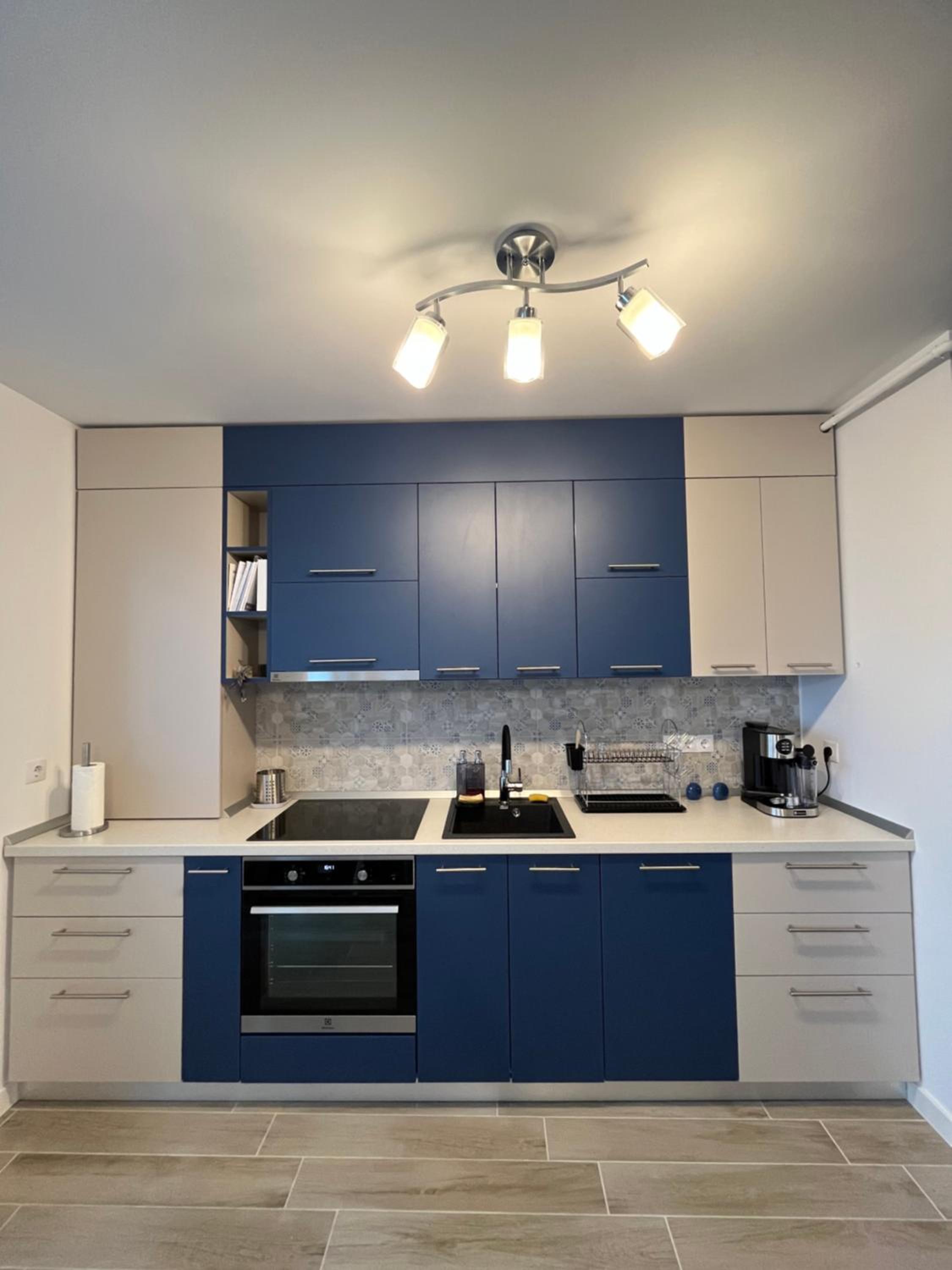 Azzurro Apartment
