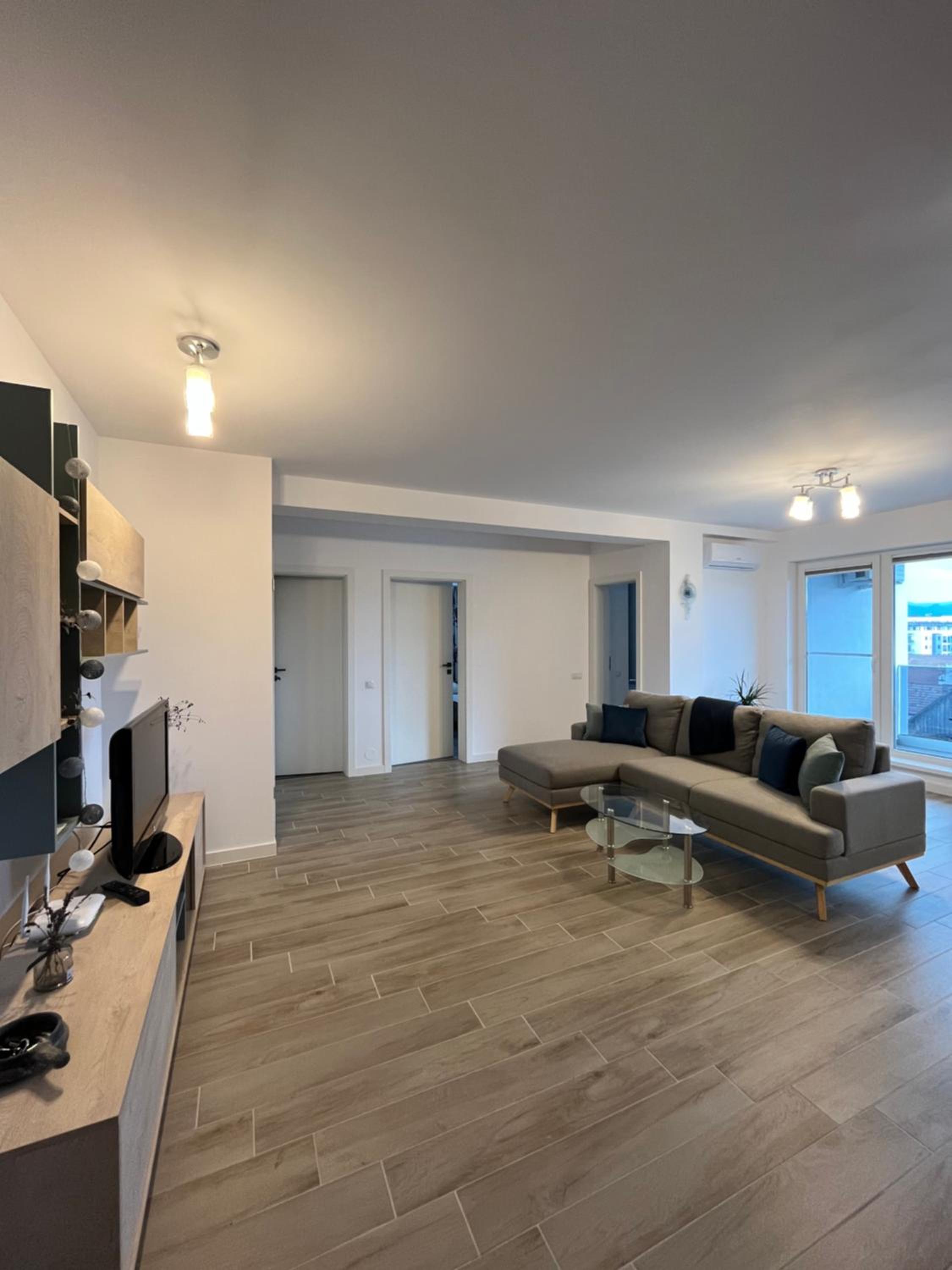 Azzurro Apartment