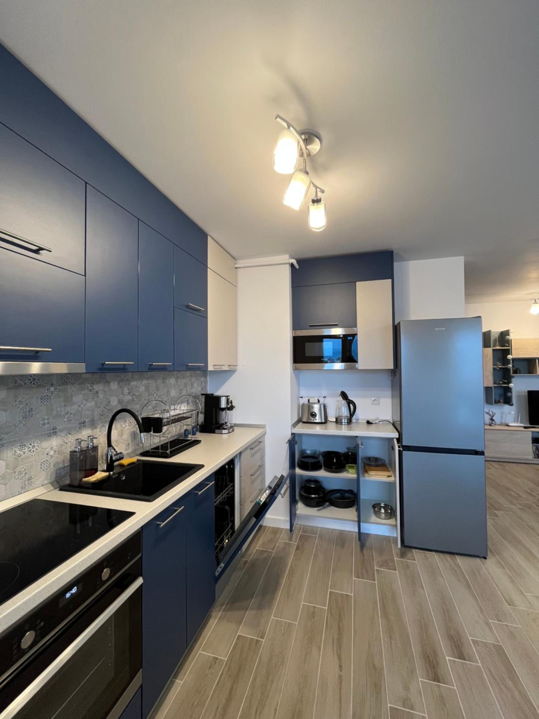 Azzurro Apartment