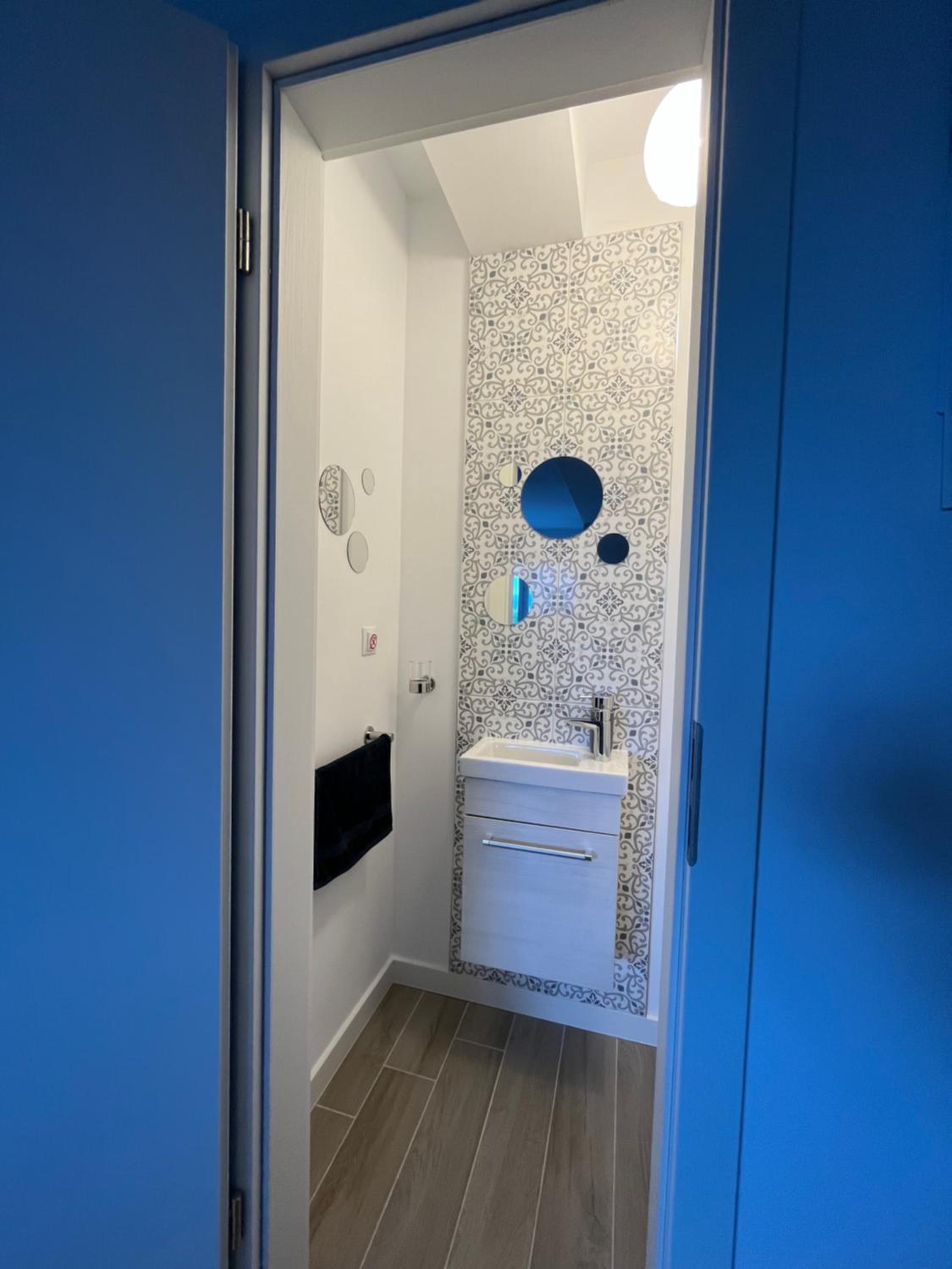 Azzurro Apartment