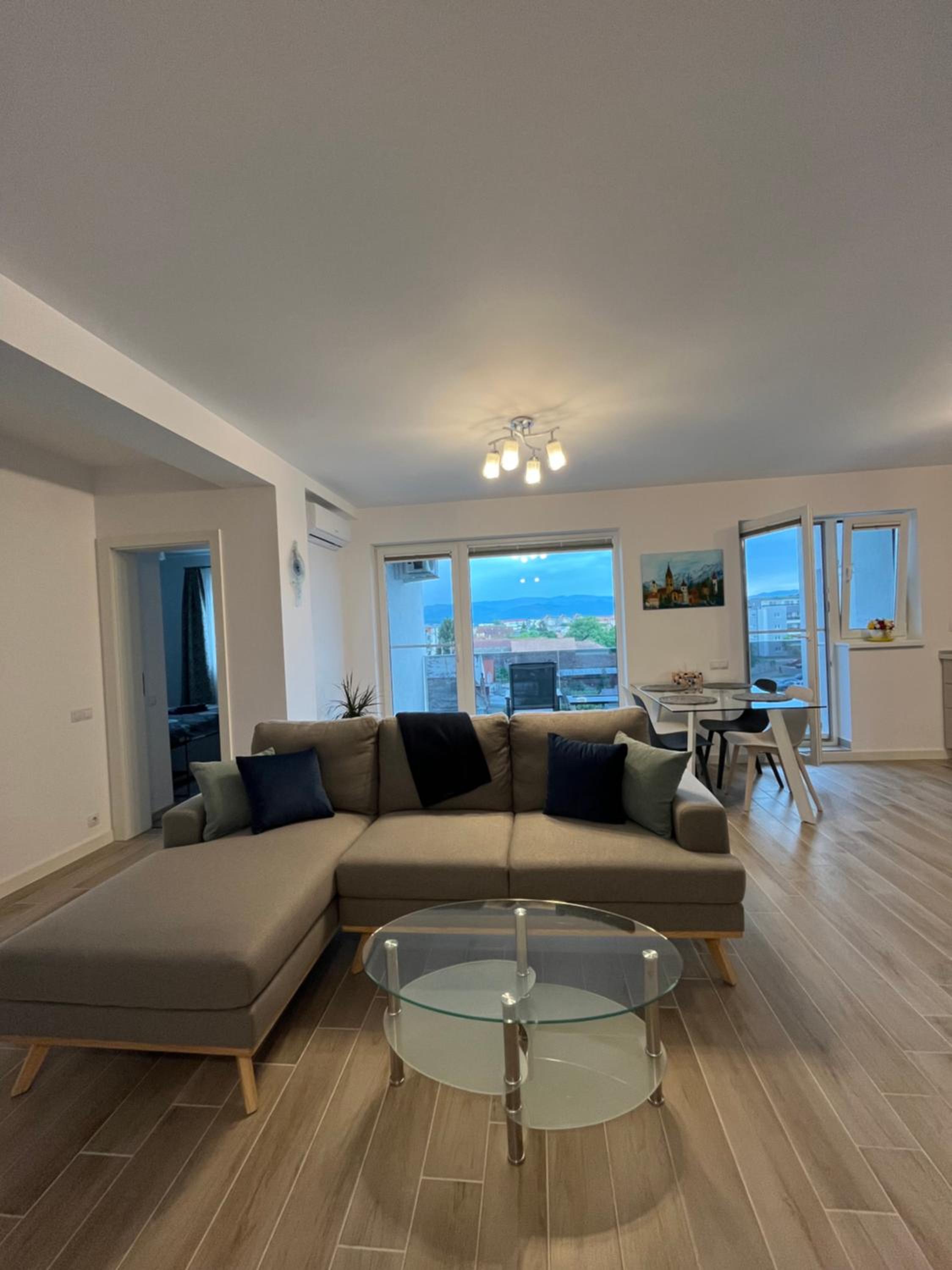 Azzurro Apartment