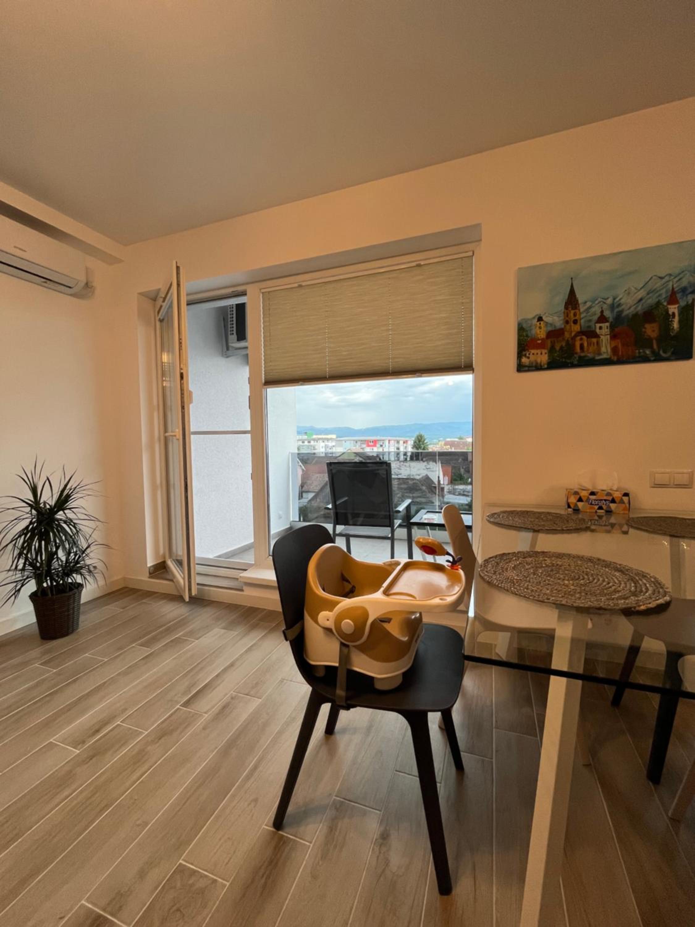 Azzurro Apartment