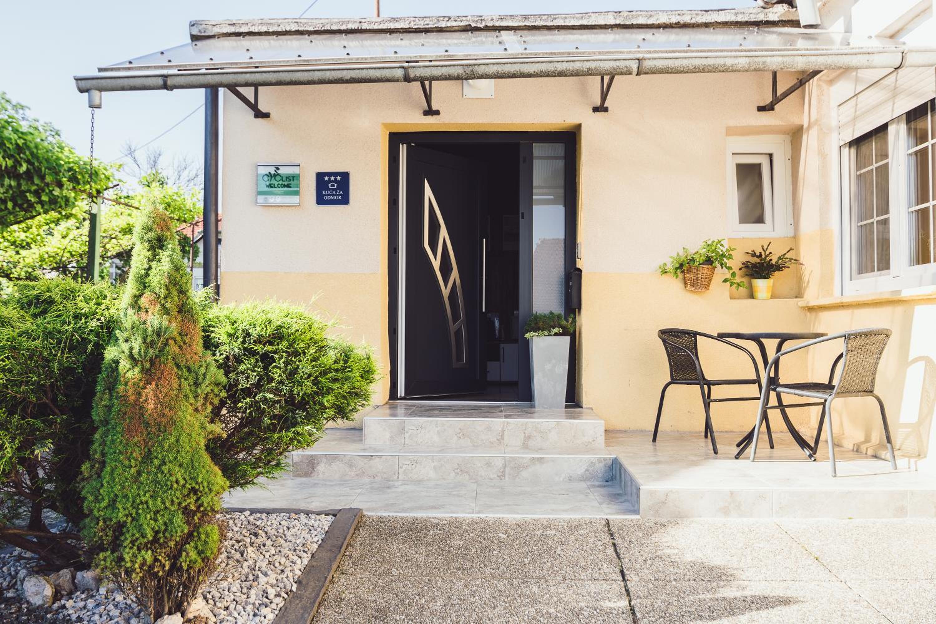 Hotel Kuća za odmor BARBARELLA - Image 1