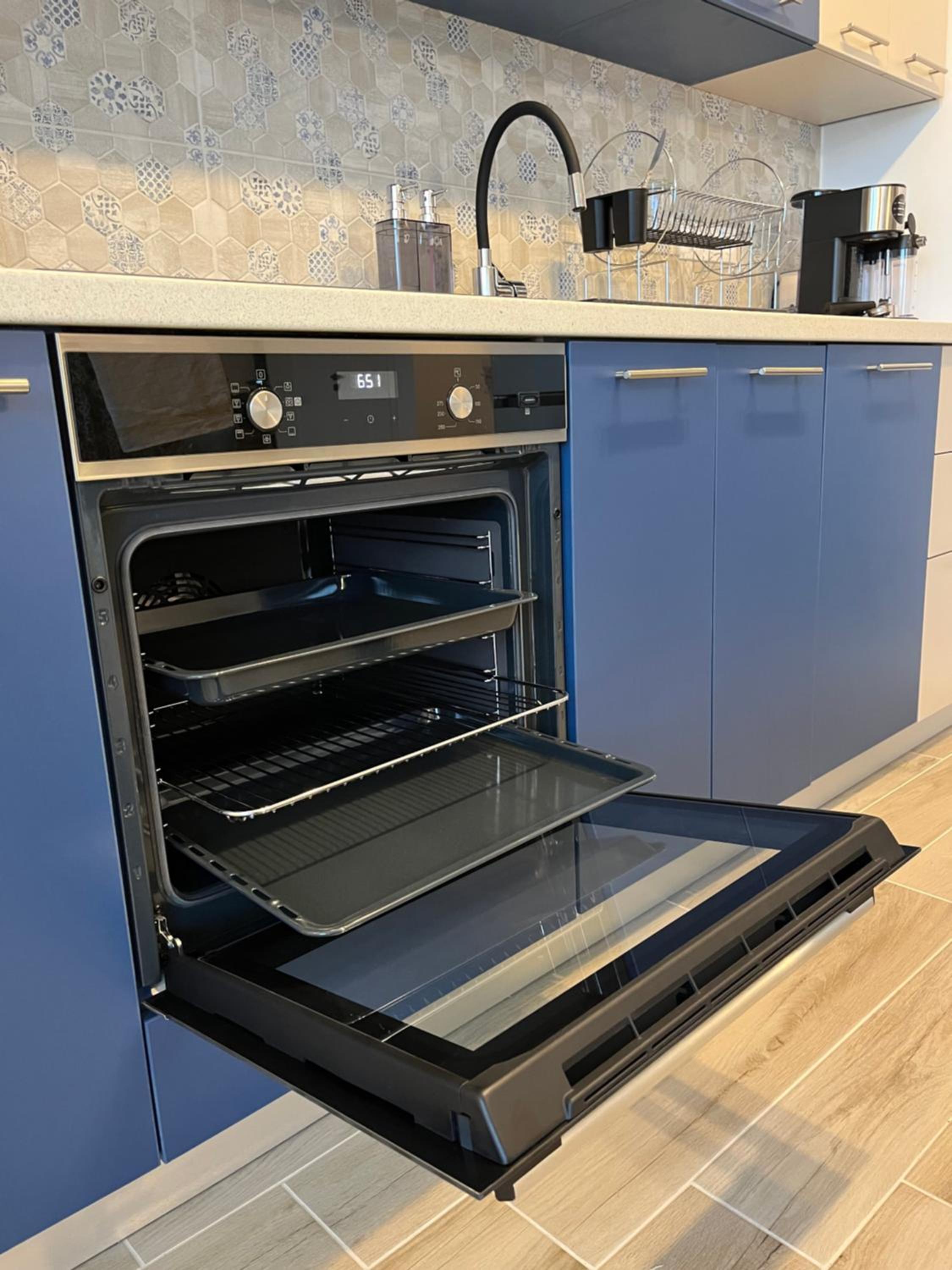 Azzurro Apartment