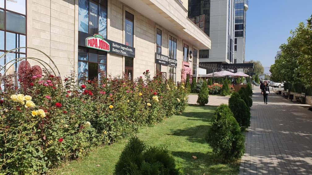 Arbat apartment in the center city view 3
