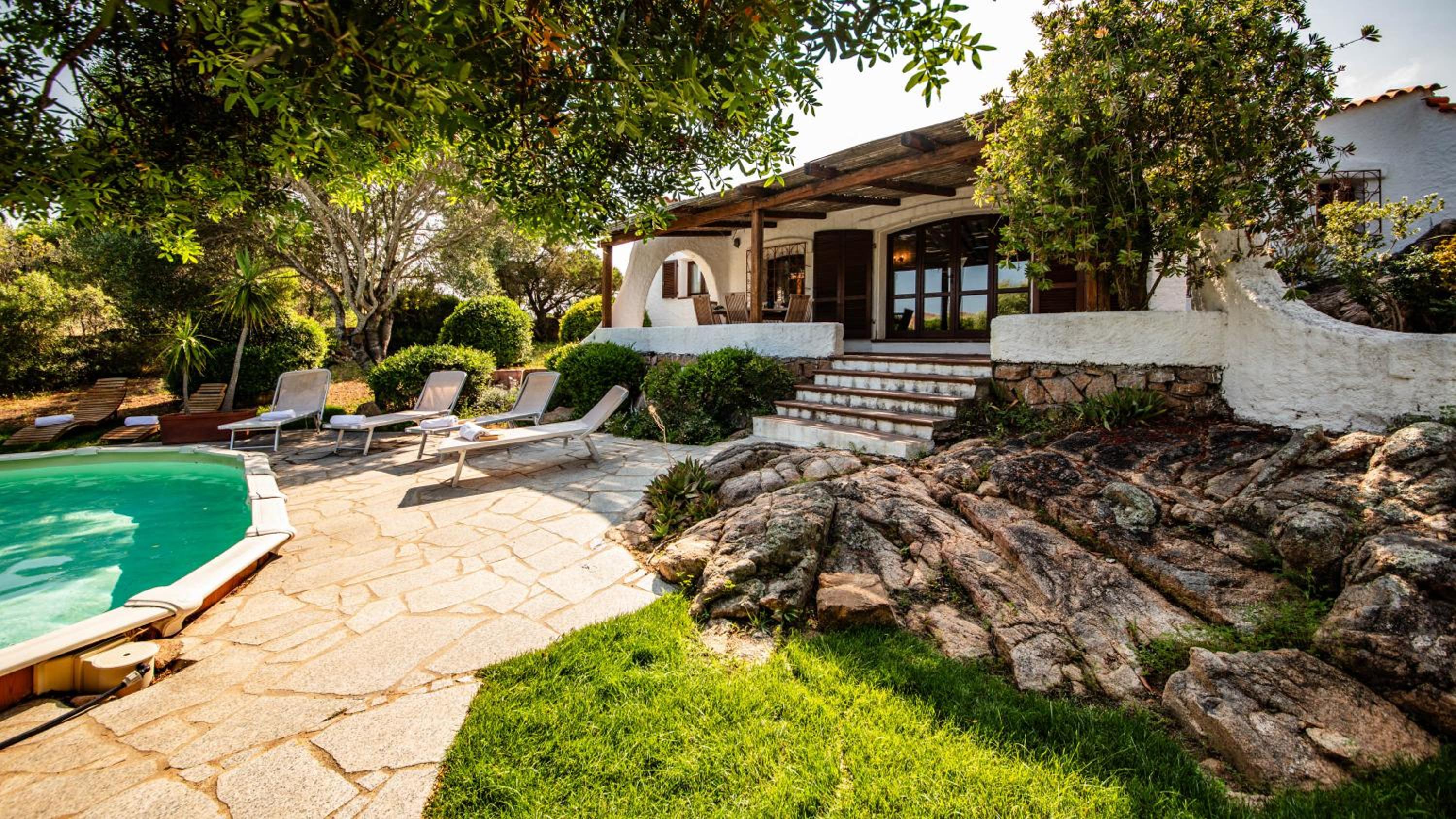 VILLA ISA 6, Emma Villas view 2