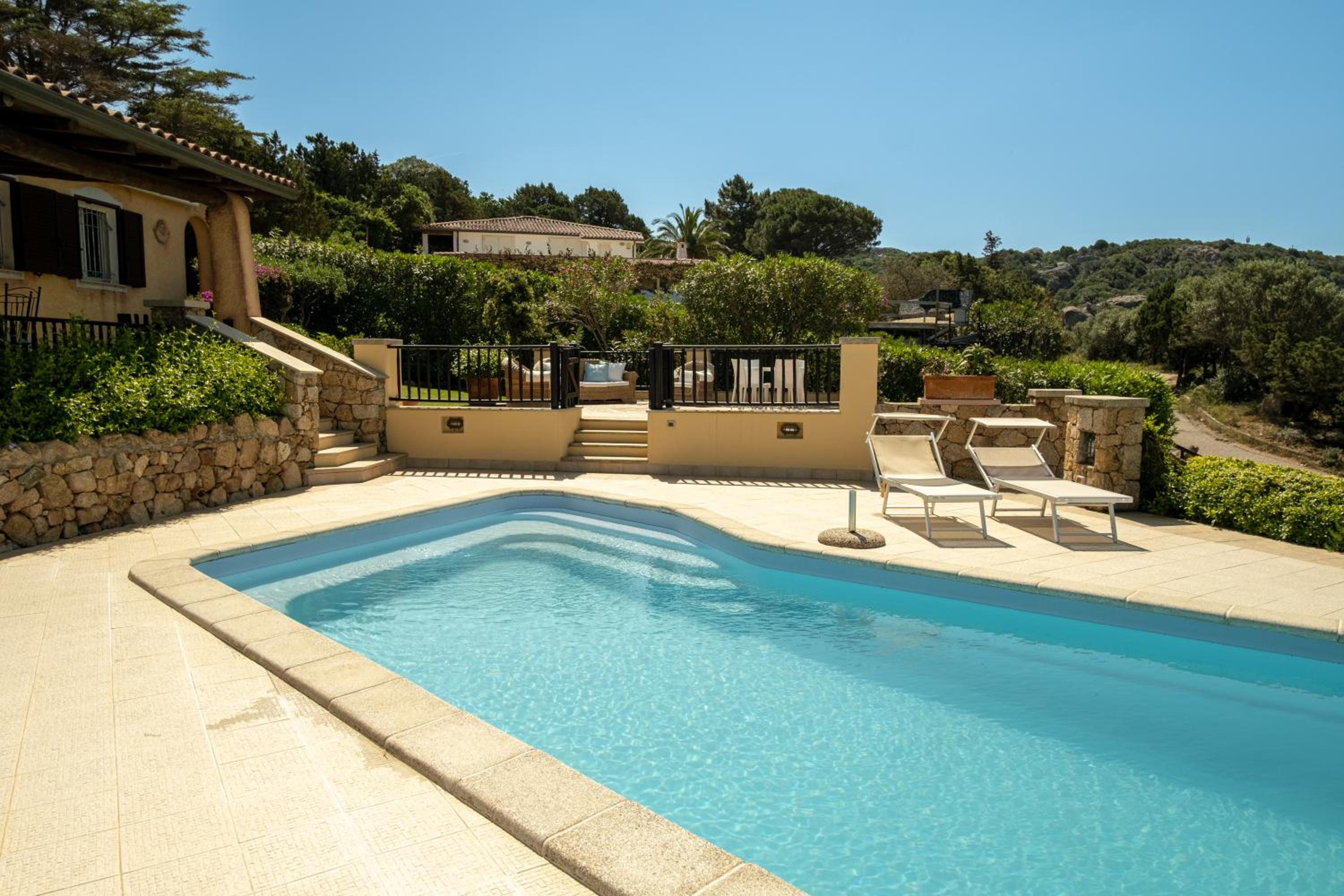Villa Baja Sardinia con piscina e vista