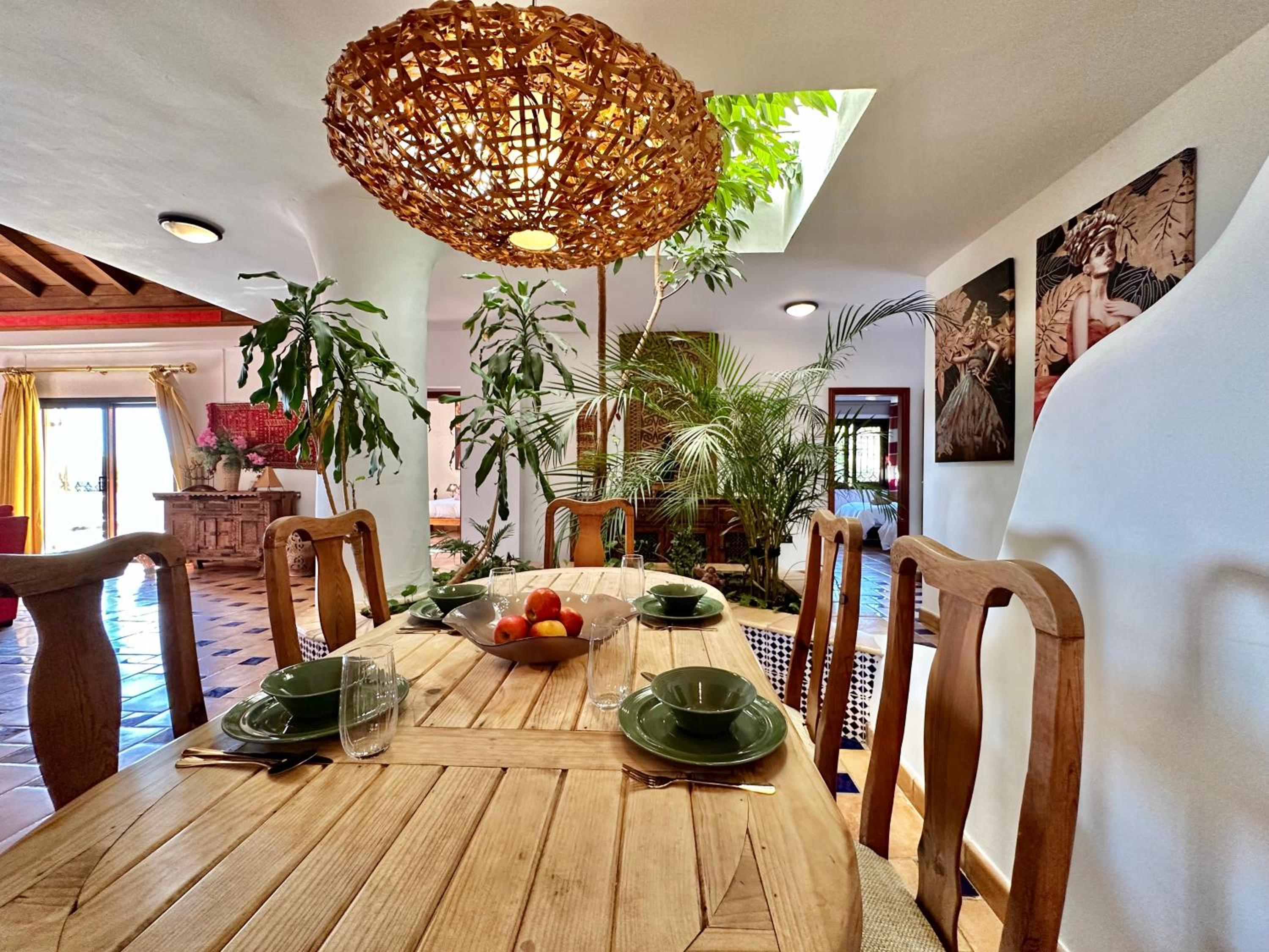 dining