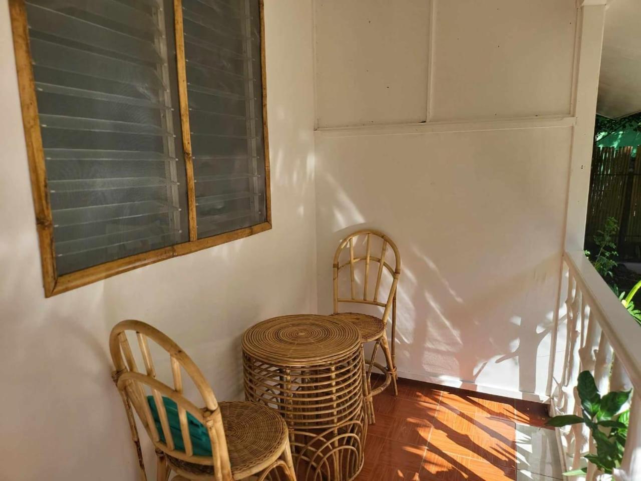 LALUNA COTTAGES